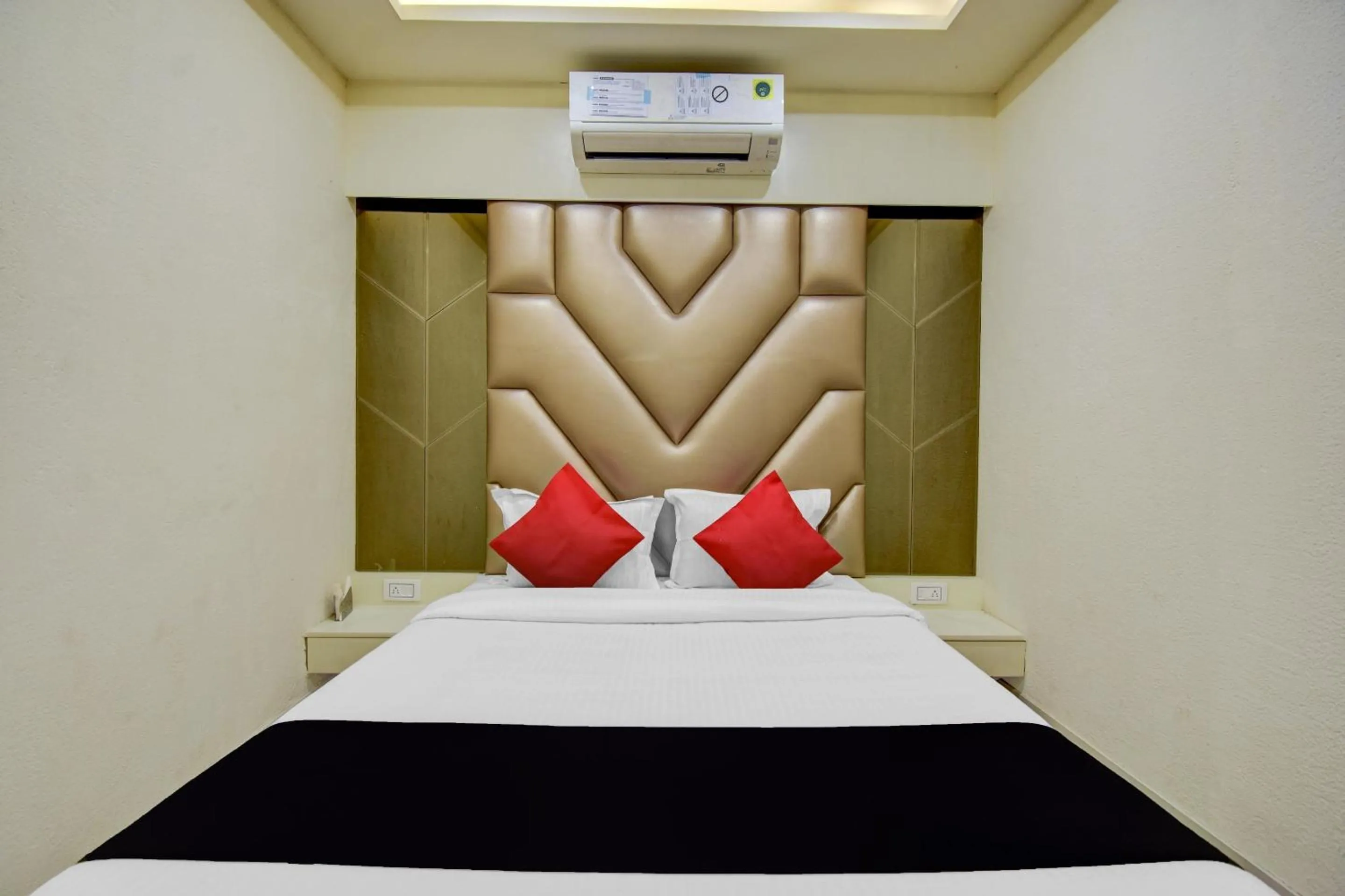 Bathroom, Bed in Collection O Snowfox