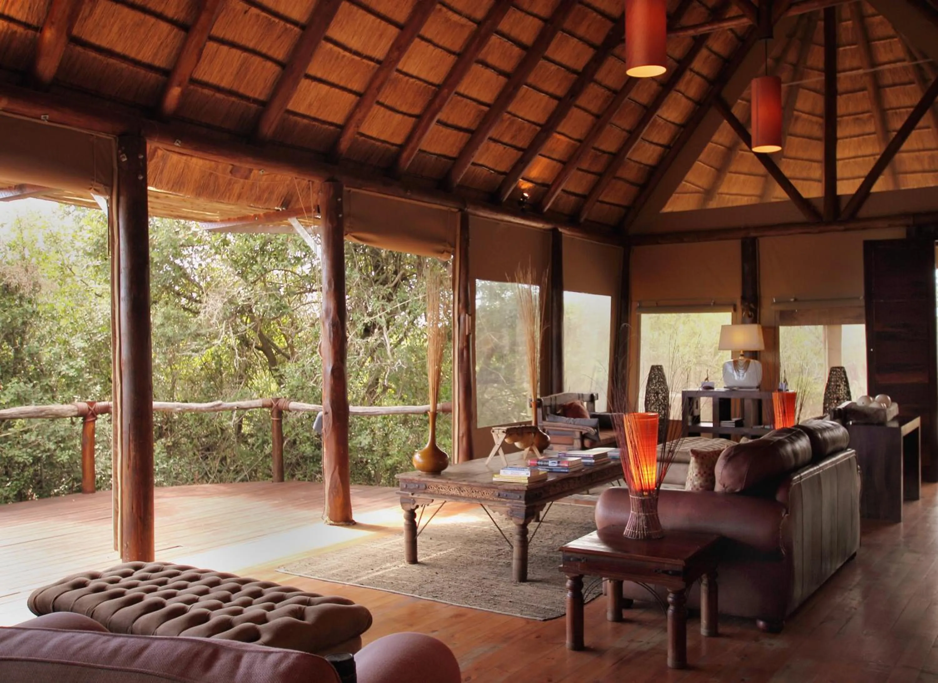 Day in Bush Lodge – Amakhala Game Reserve