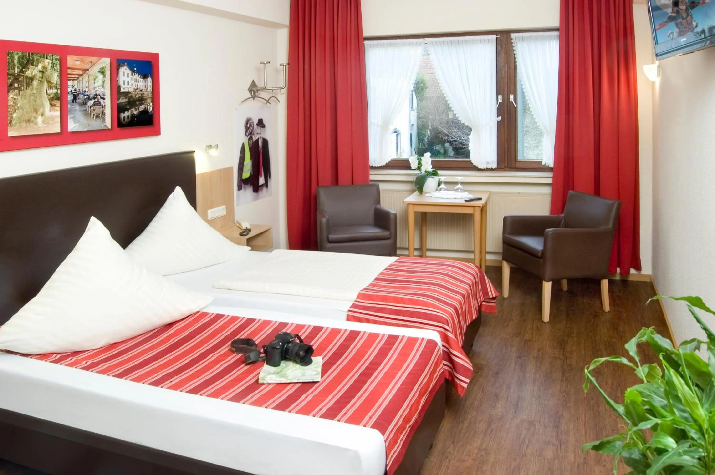 Photo of the whole room, Bed in Hotel Hauer