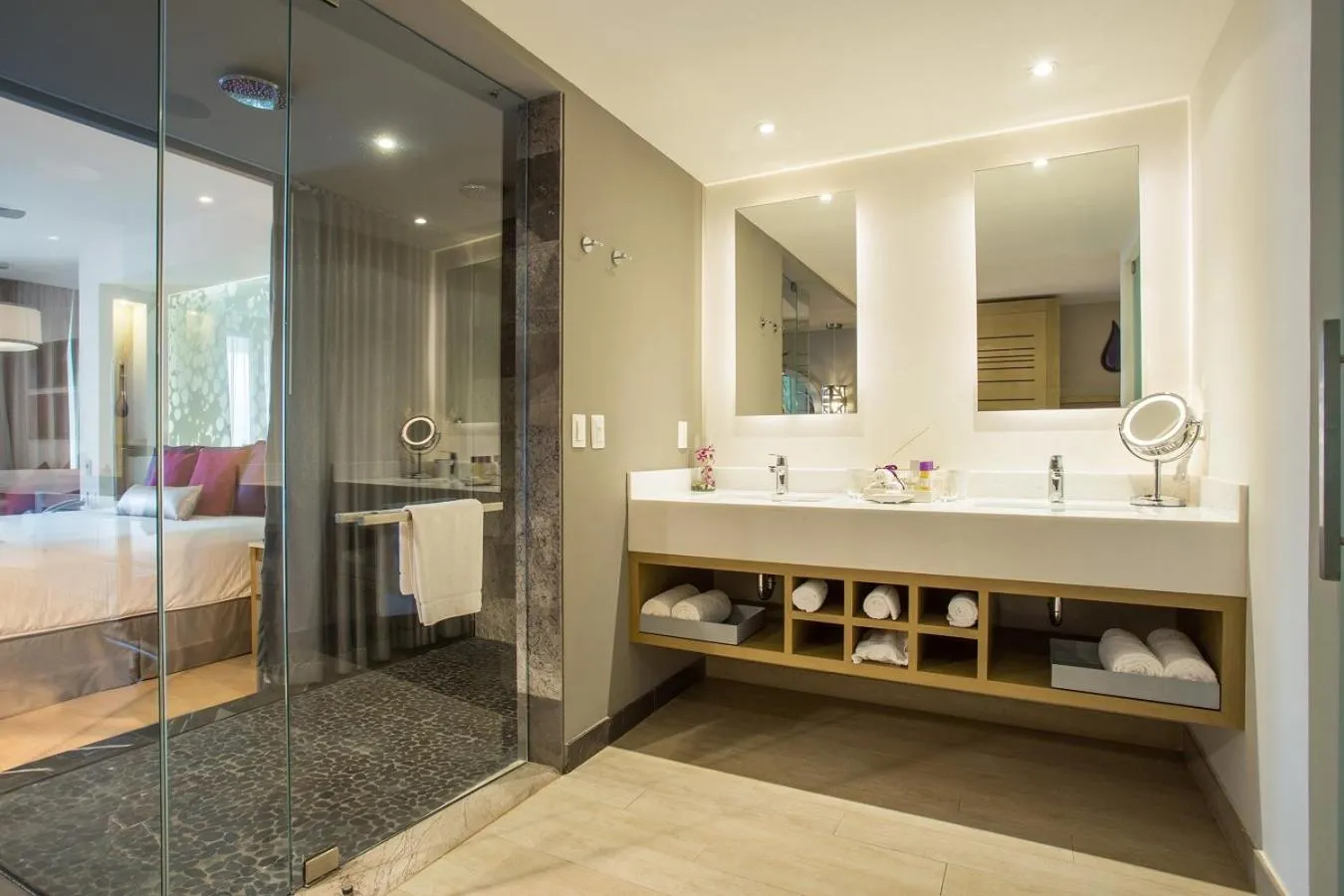 Shower in Secrets Riviera Cancún Resort & Spa - Adults Only - All inclusive