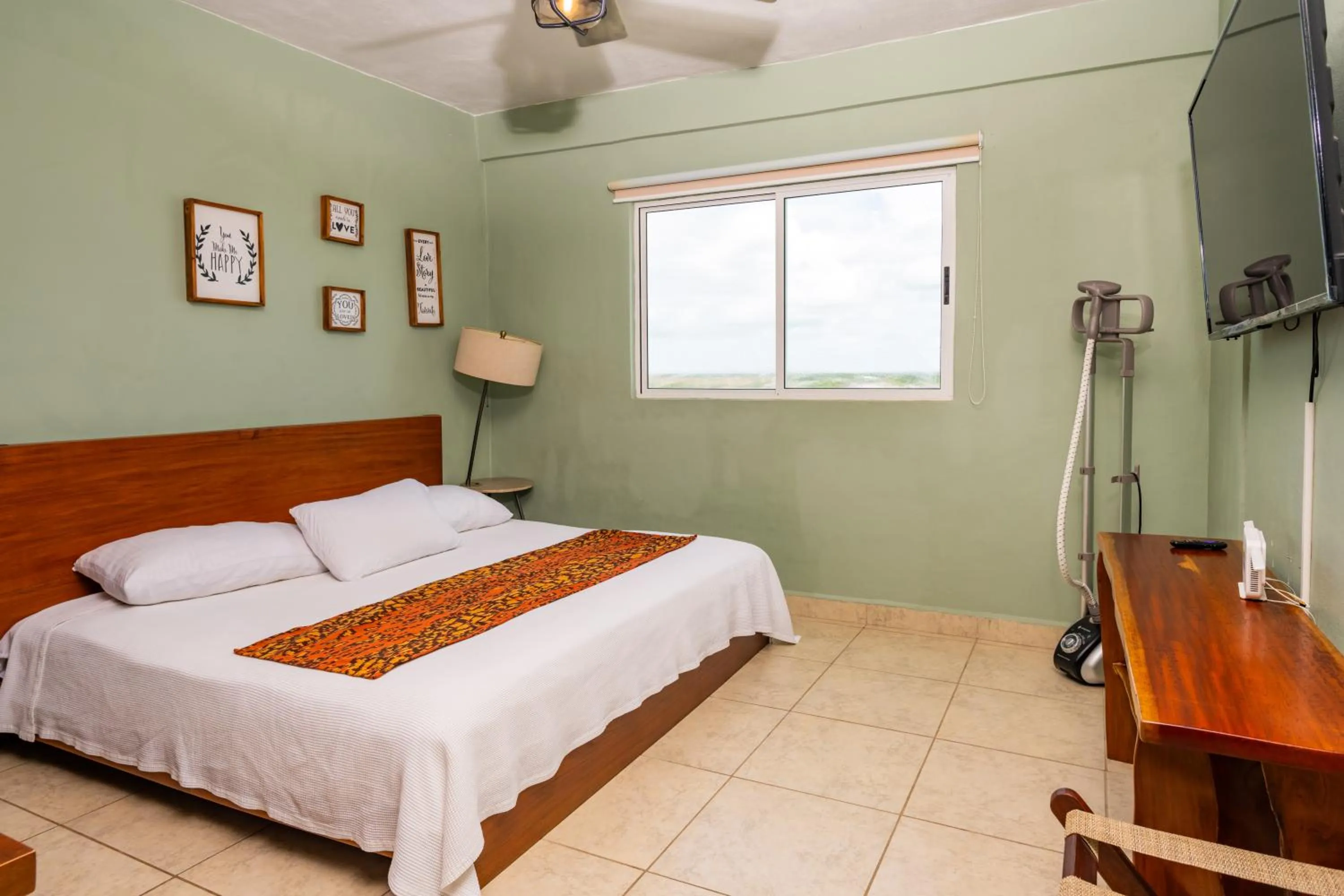 Photo of the whole room, Bed in UNICO Y AGRADABLE DTO EN ZONA CENTRO PARA 6 PAX