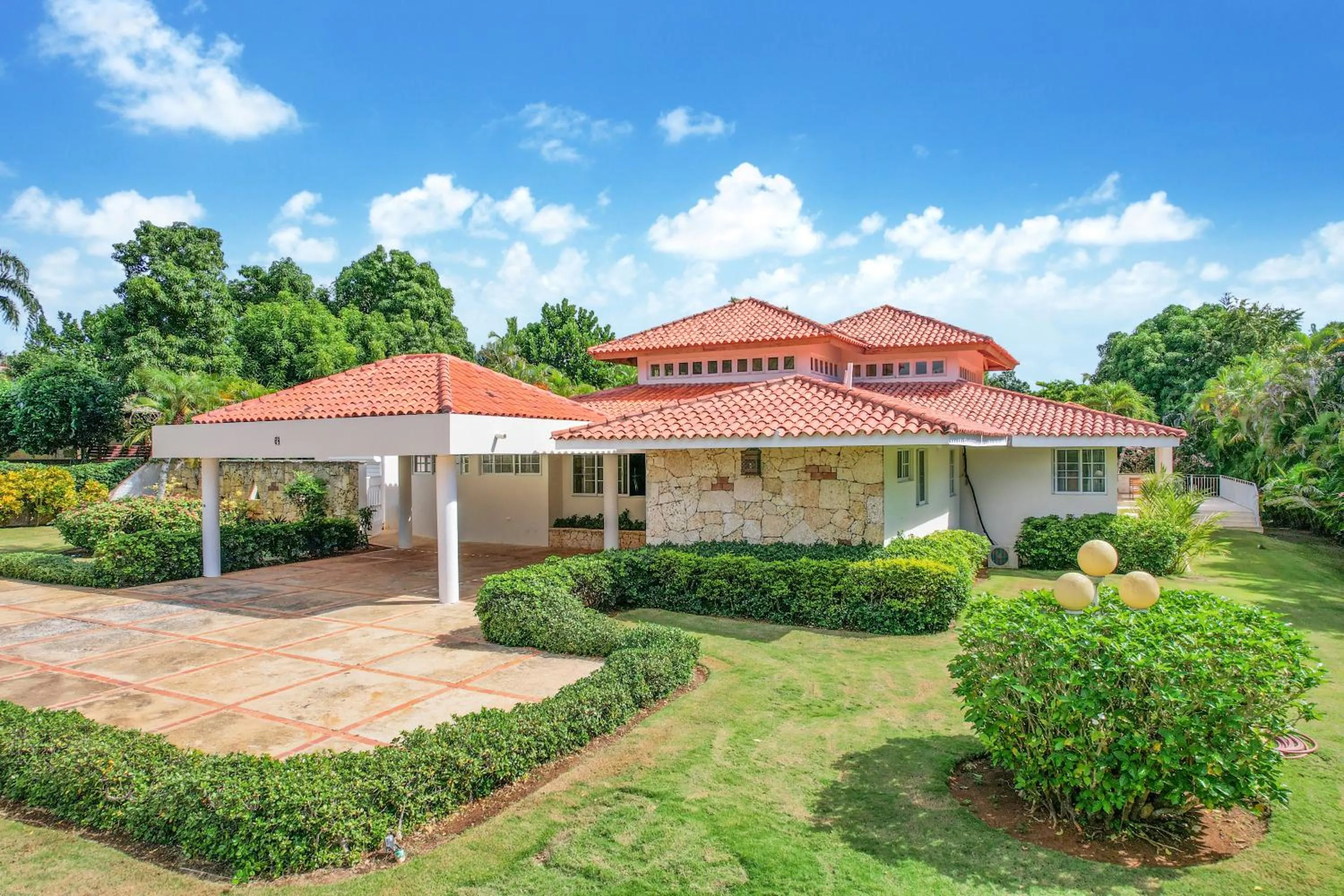 Property building in Amazing Villa in Casa de Campo with Included in Price Maid and Waiter