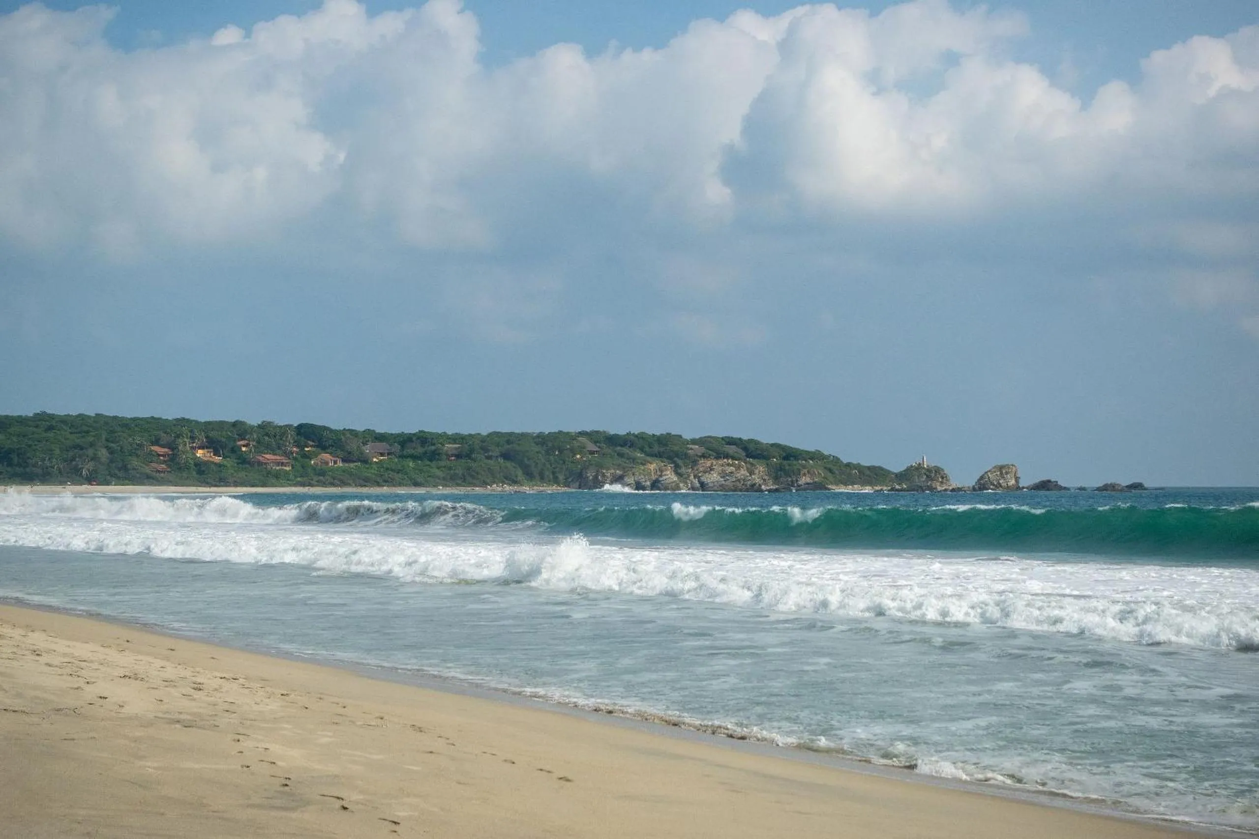 Beach in La Aurora Puerto Escondido