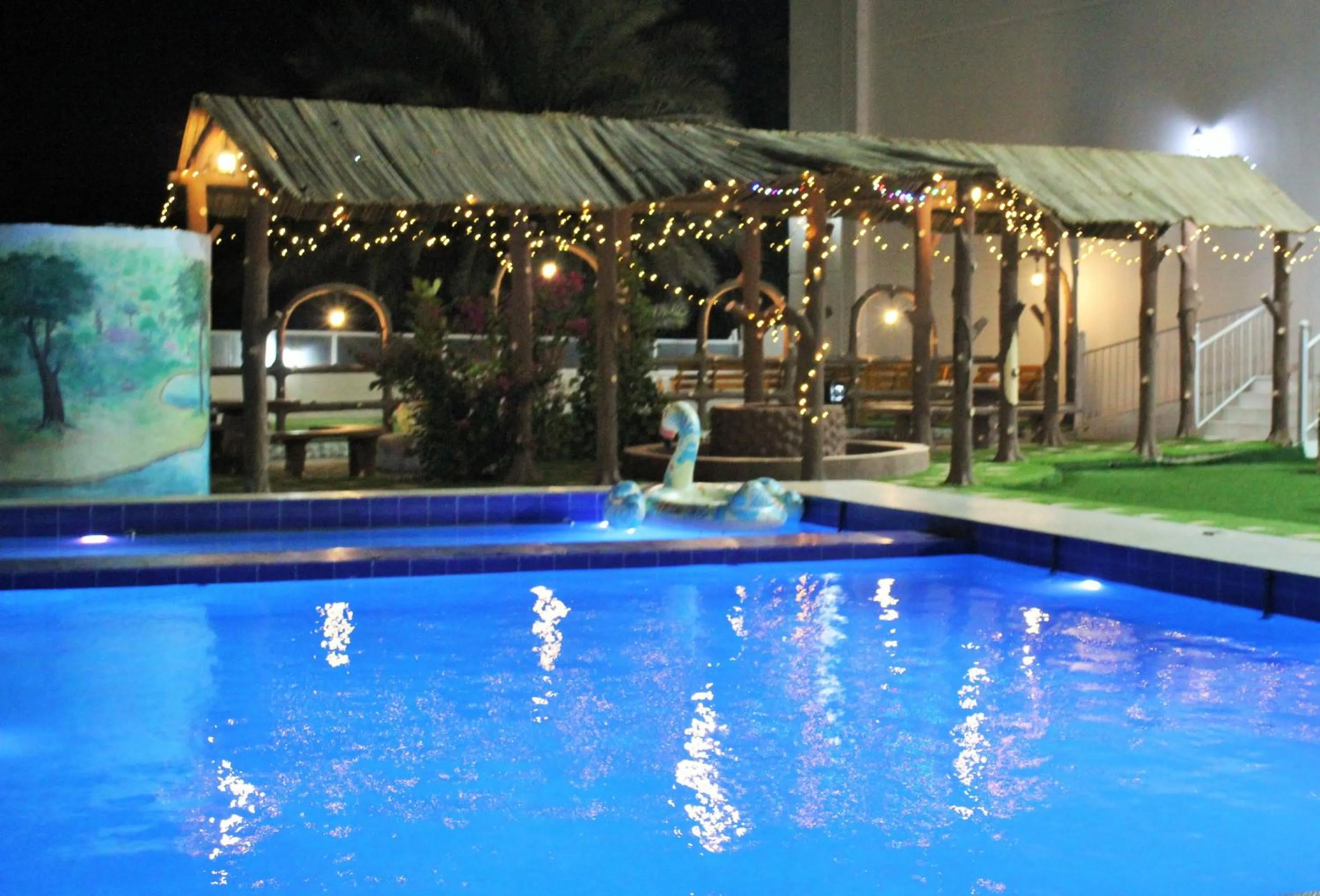 Restaurant/places to eat in Tiwi Sunrise