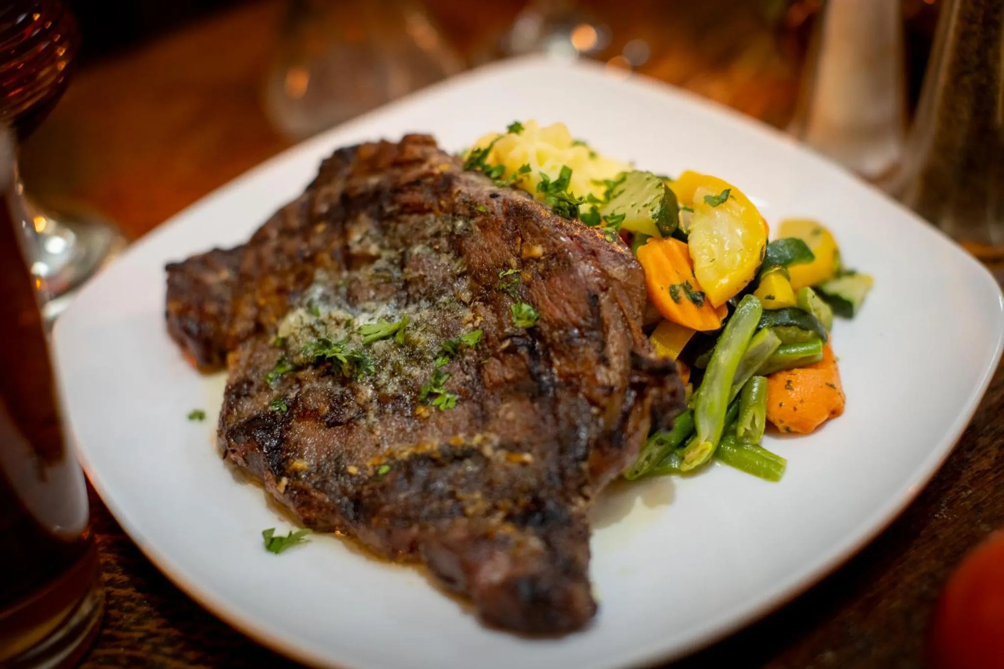 James Buchanan Hotel, Trademark Collection by Wyndham