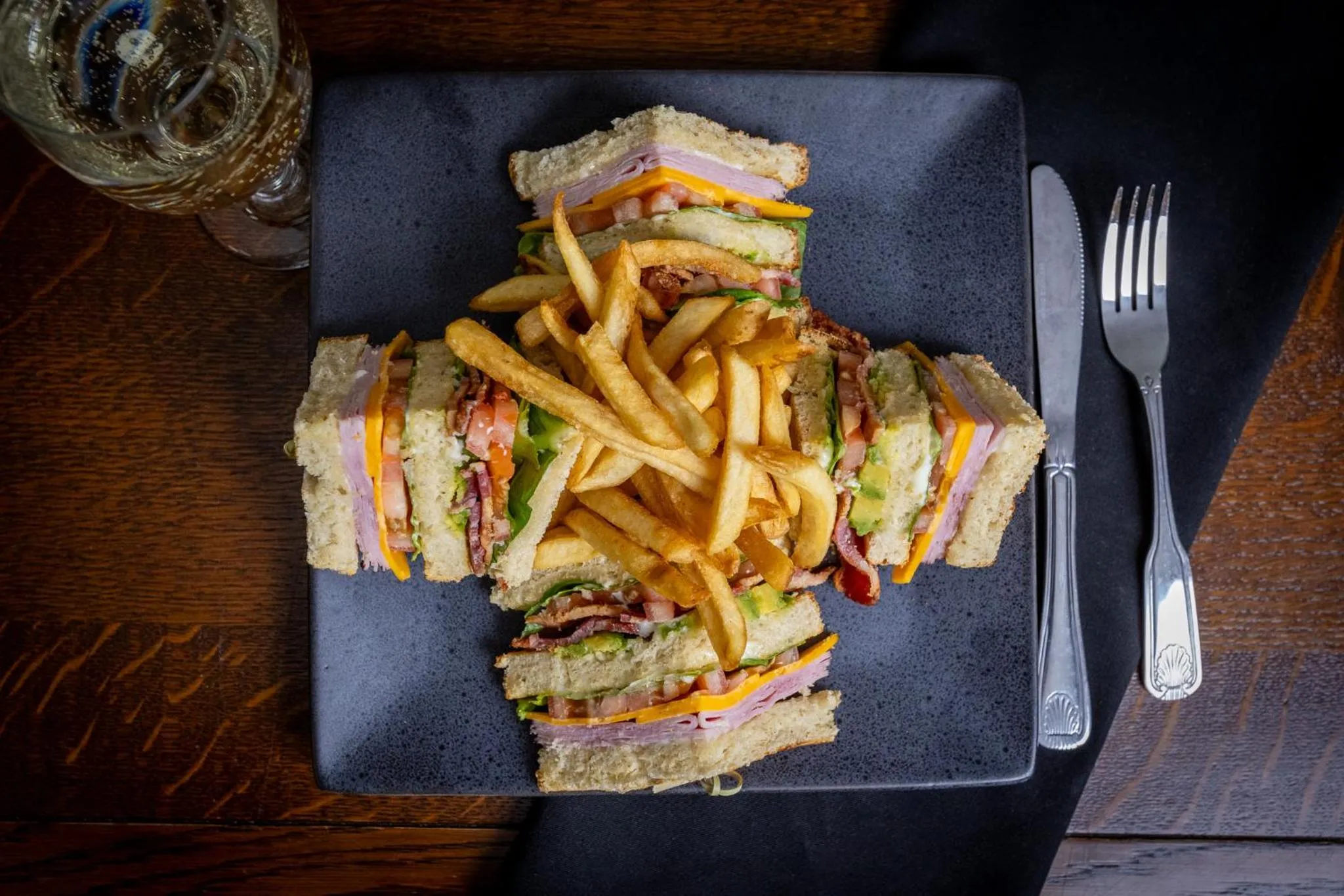 James Buchanan Hotel, Trademark Collection by Wyndham