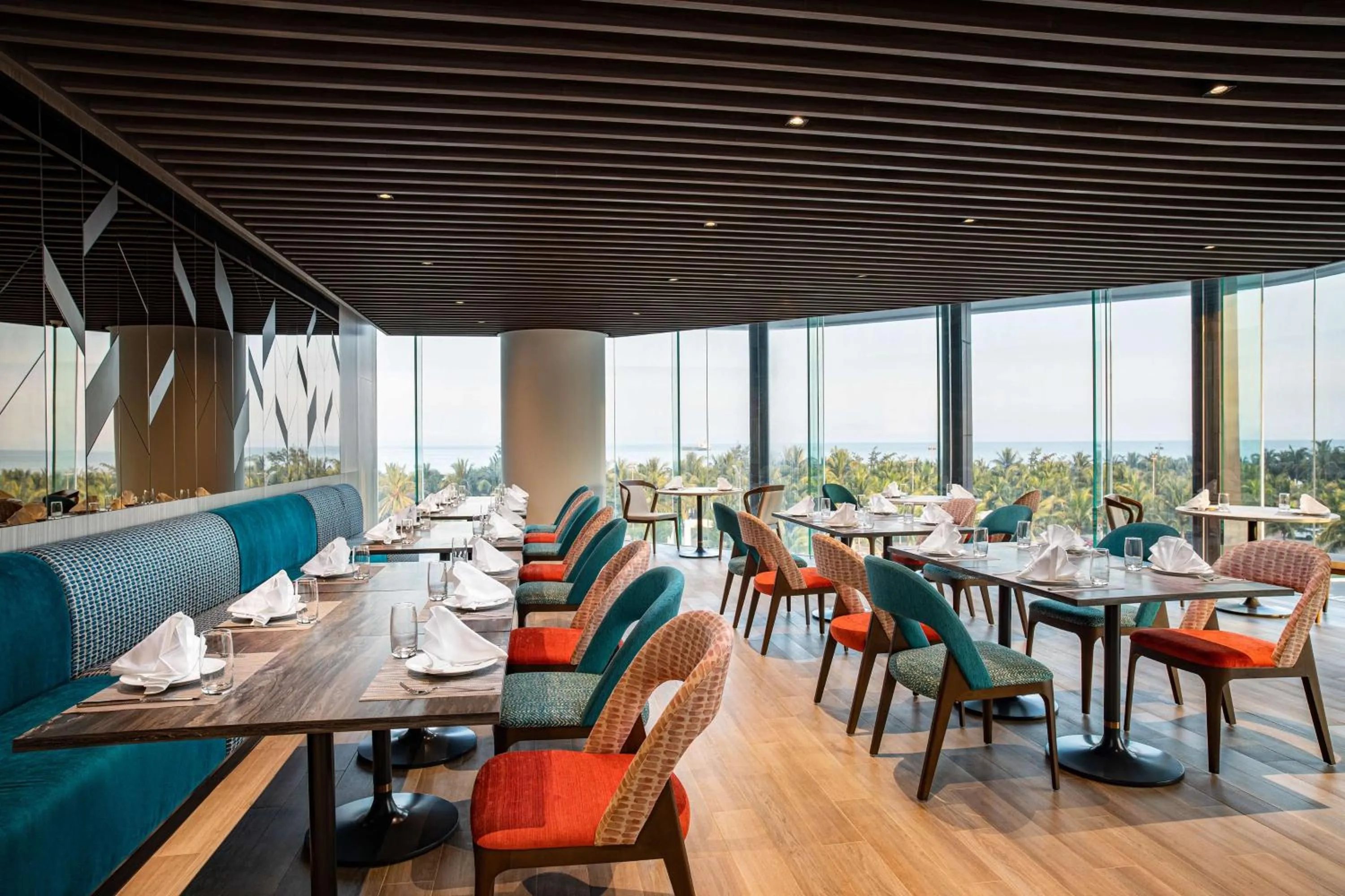 Restaurant/places to eat in Radisson Hotel Danang