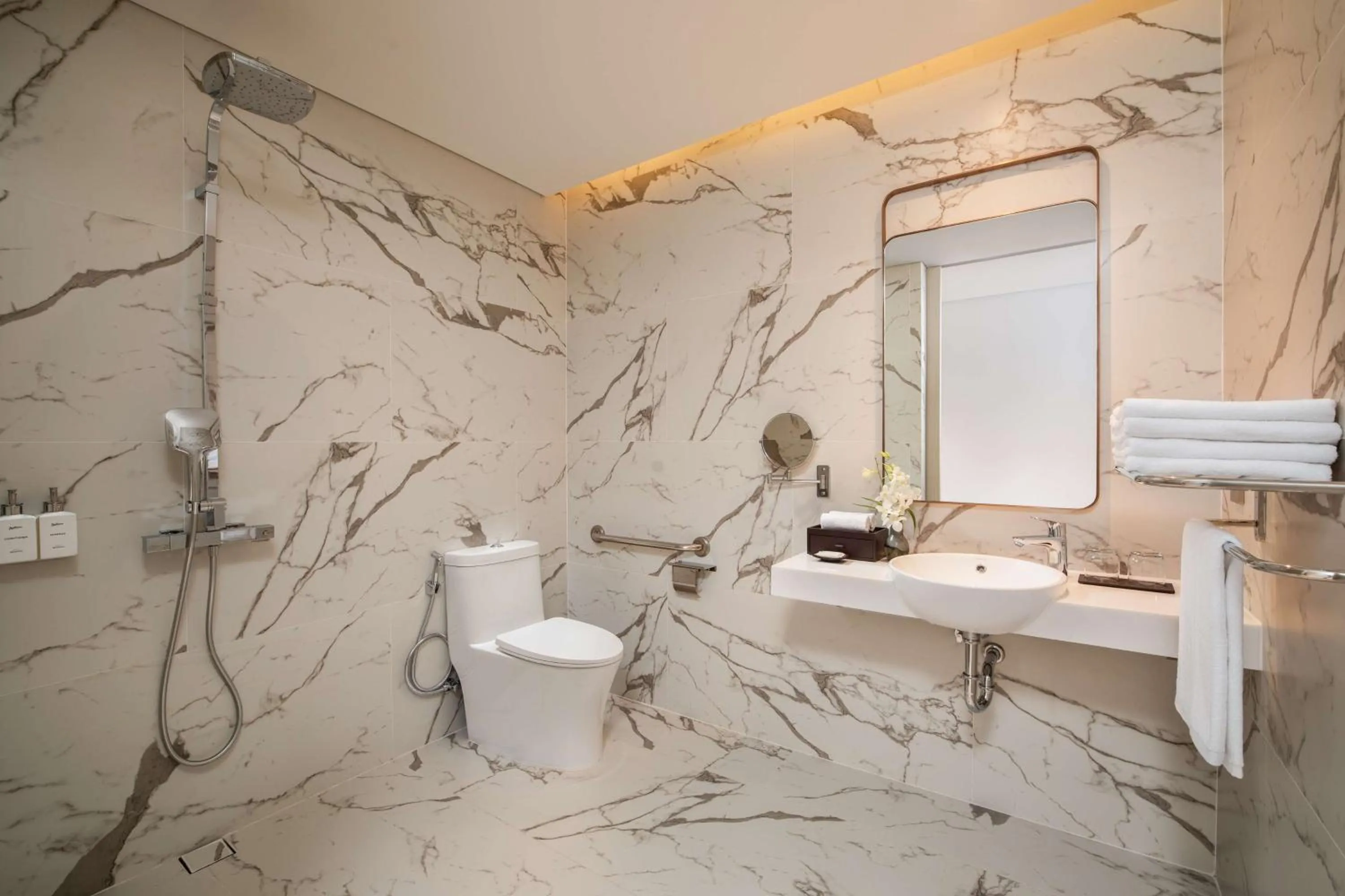 Bathroom in Radisson Hotel Danang