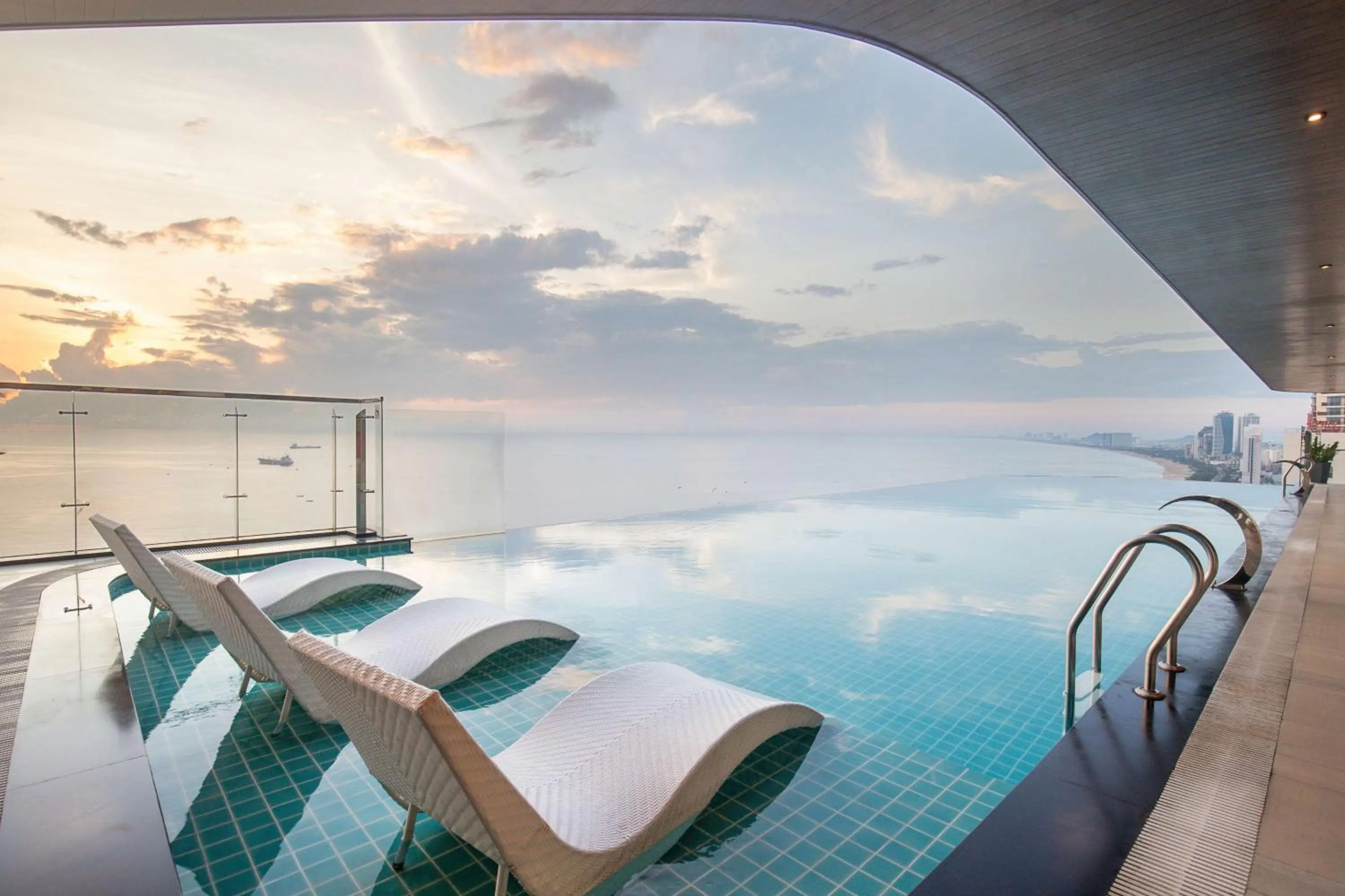 Pool view in Radisson Hotel Danang