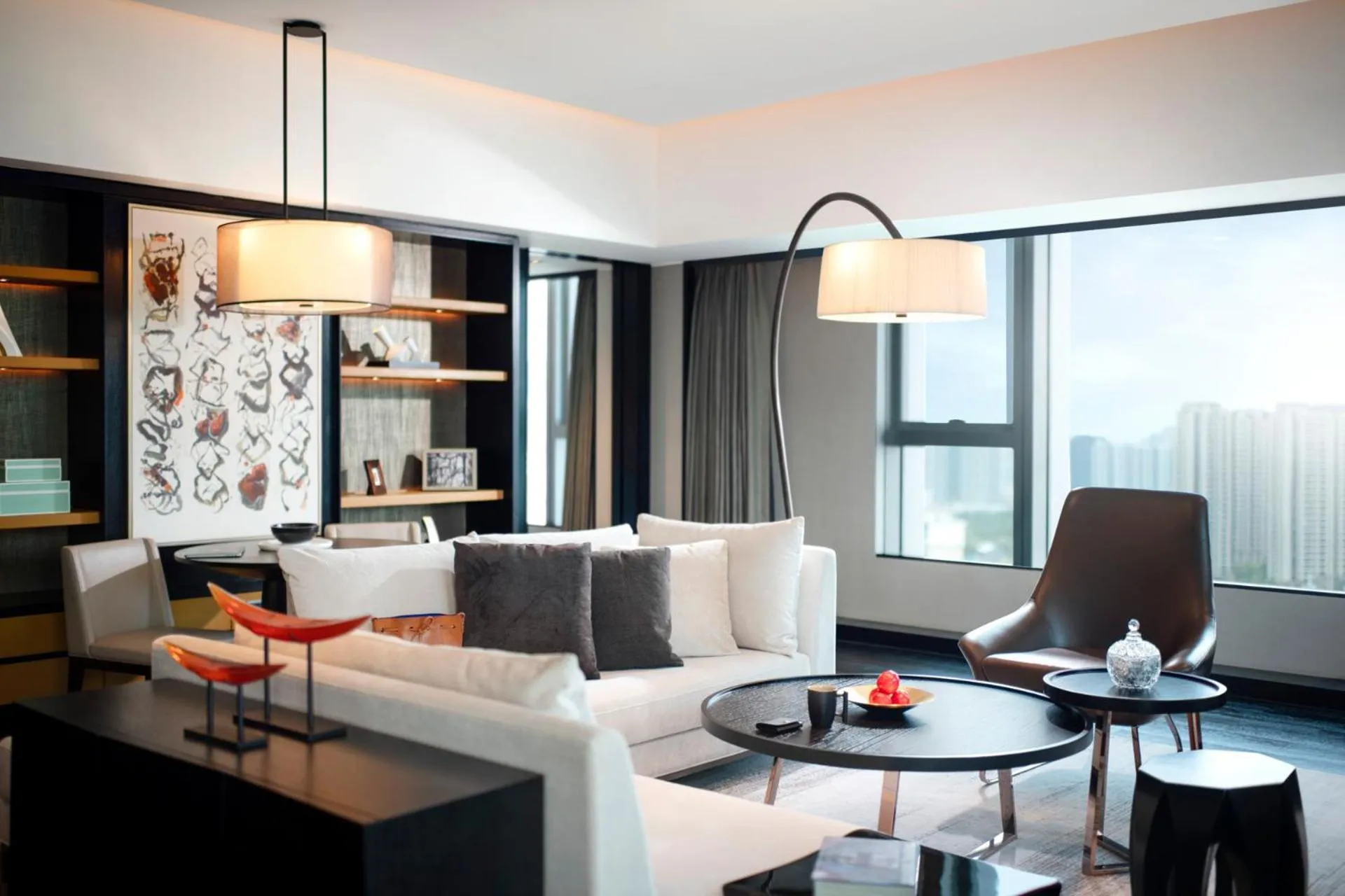 Living room in New World Shenyang Hotel