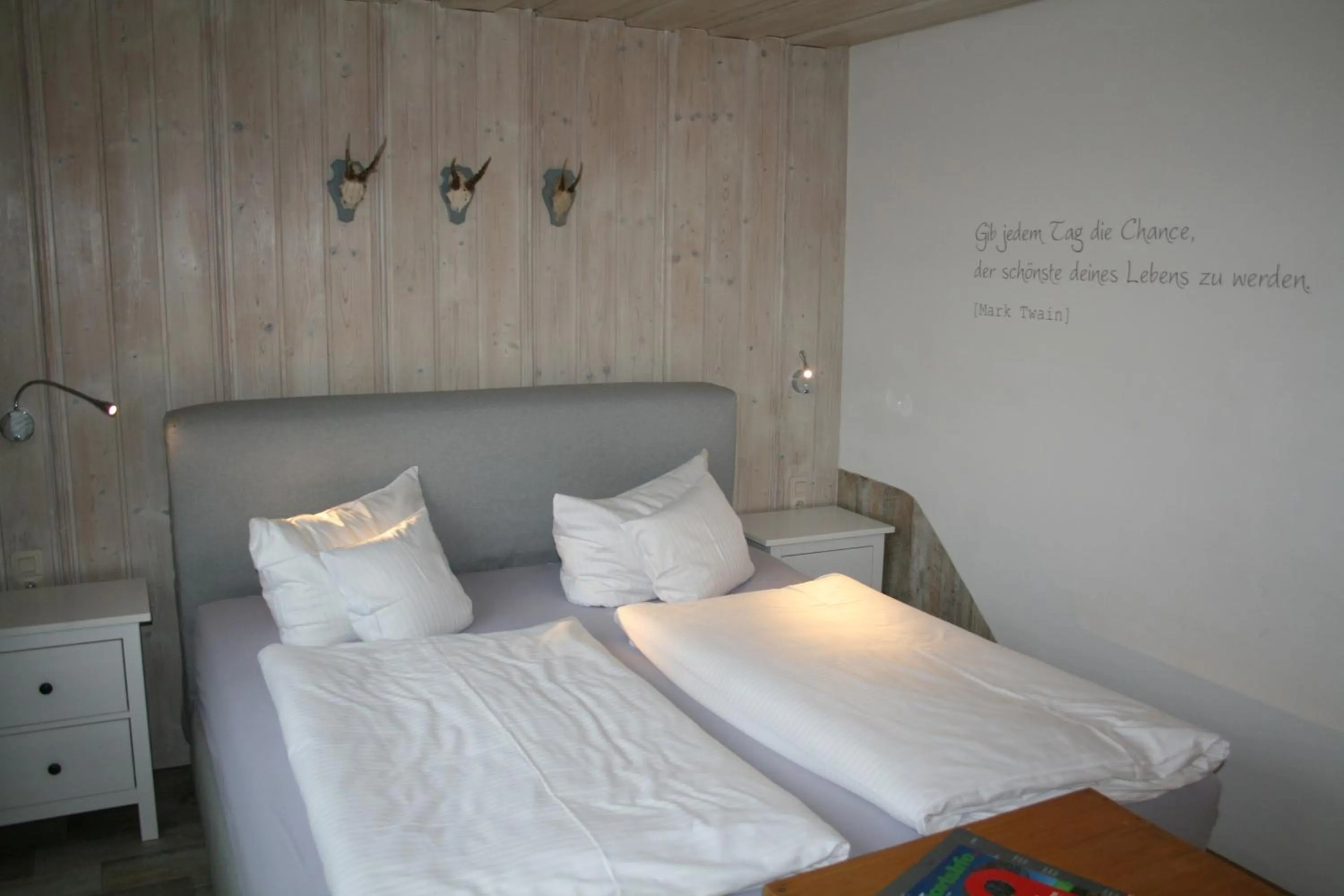 Photo of the whole room, Bed in Landhotel Villa Foresta