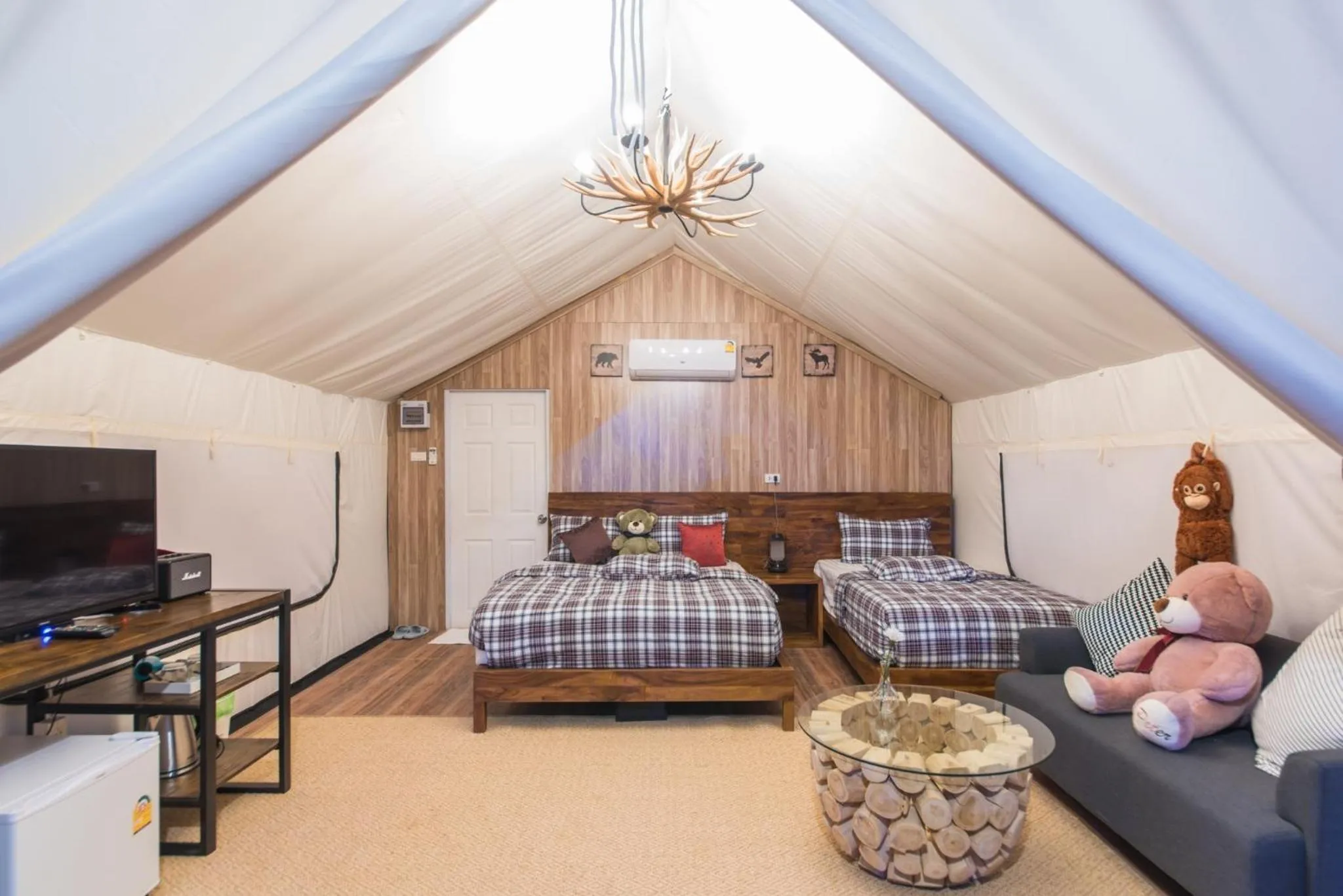 Bed in Mont Blanc Base Camp Khaoyai