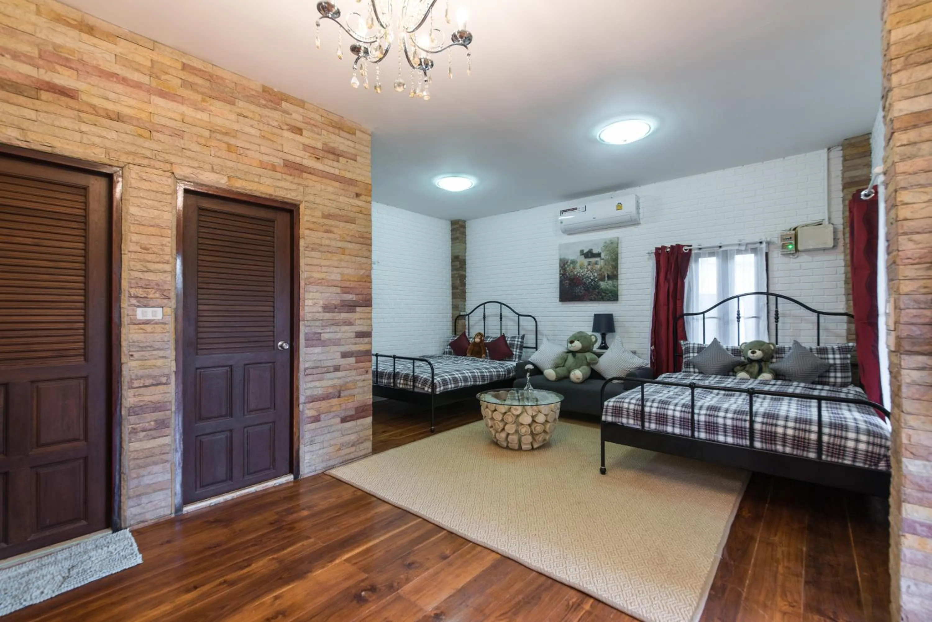 Bed in Mont Blanc Base Camp Khaoyai