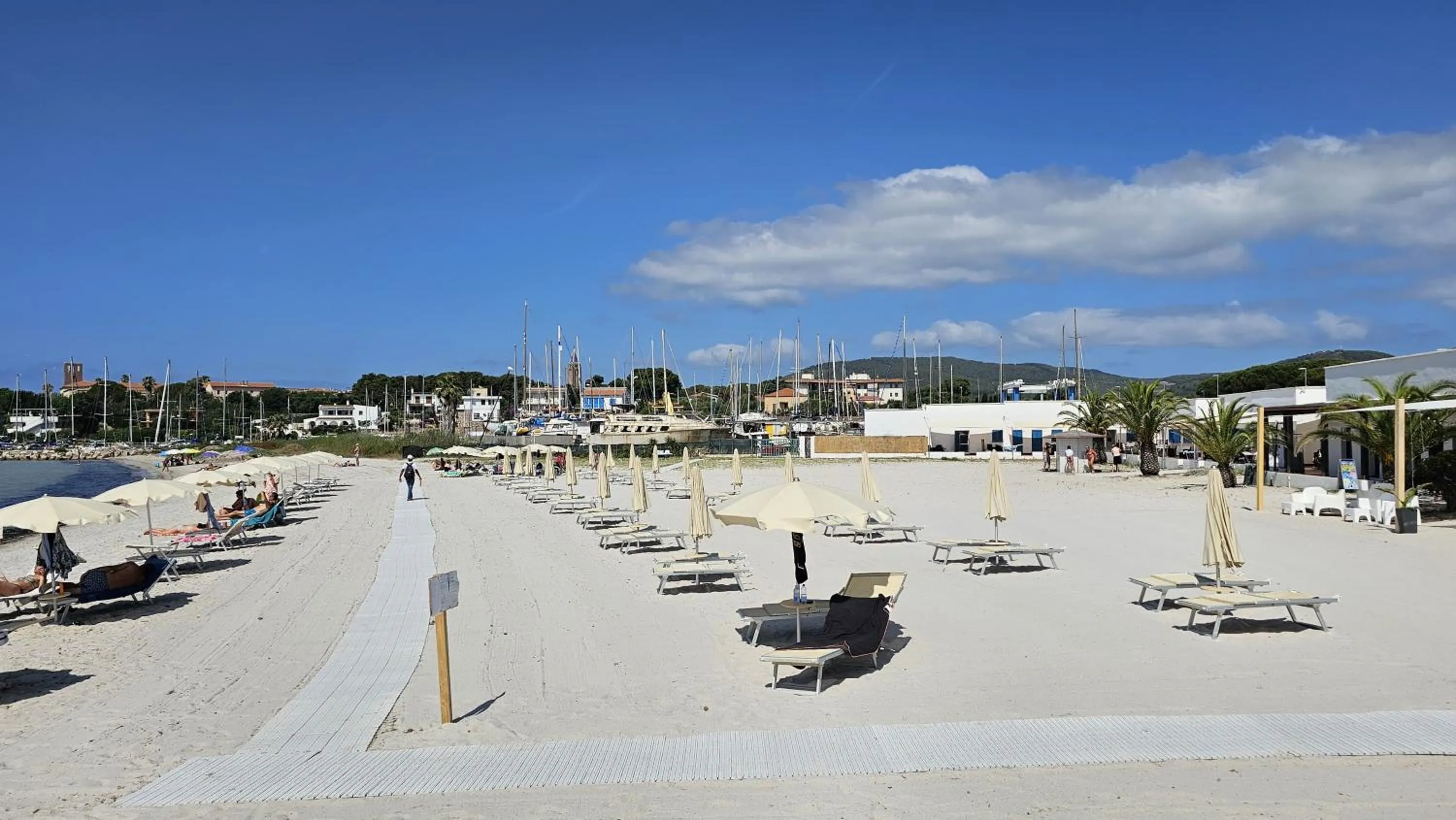Beach in Vel Marì - Rooms on the Beach