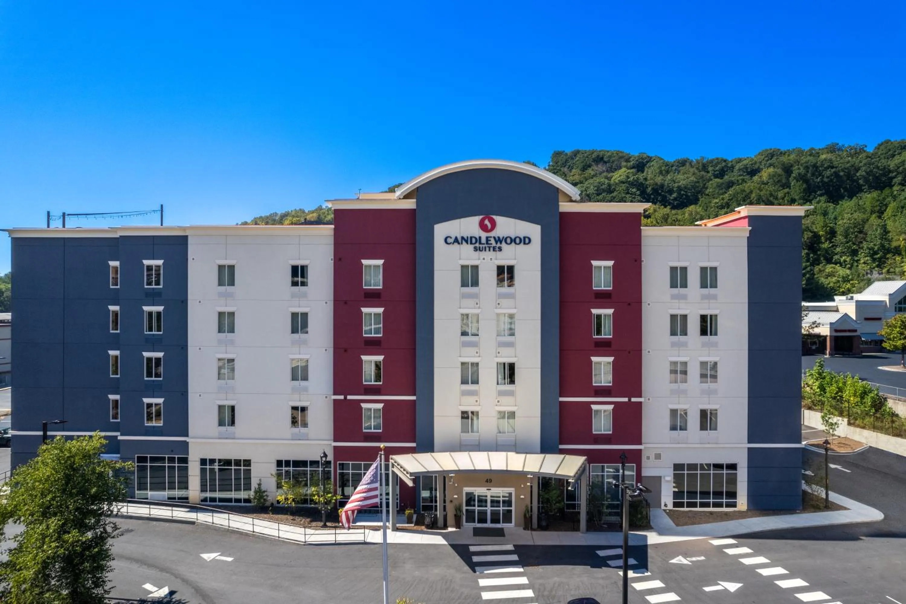 Property building in Candlewood Suites - Asheville Downtown by IHG