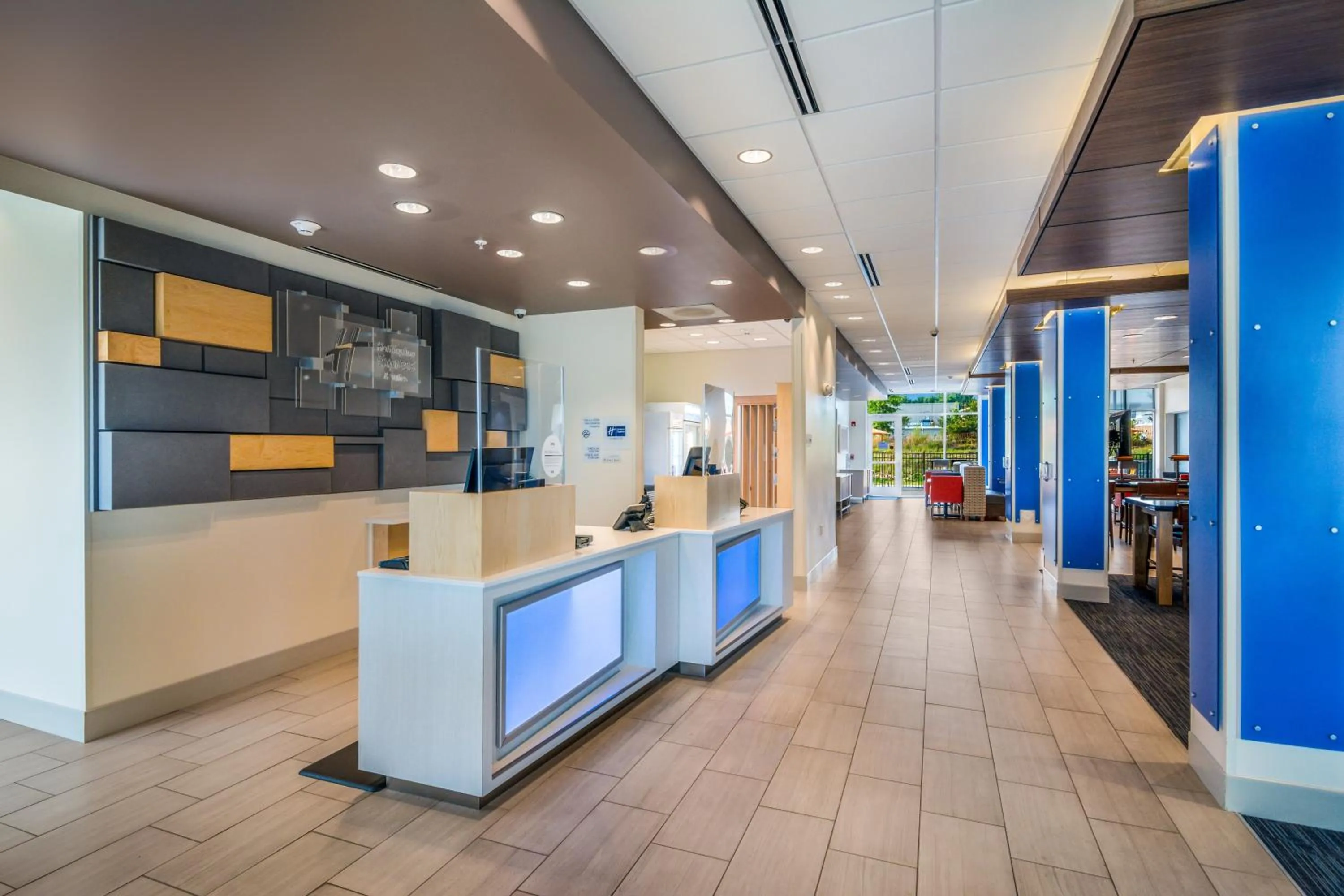Lobby or reception in Holiday Inn Express & Suites - Asheboro by IHG