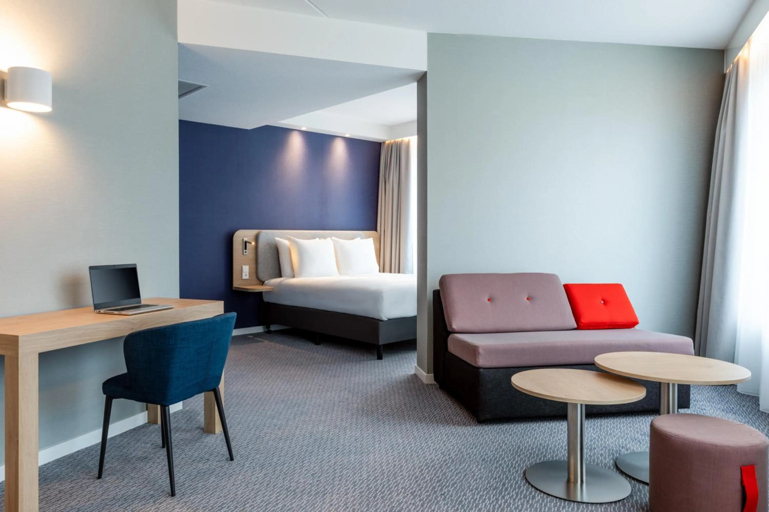 Photo of the whole room, Bed in Holiday Inn Express - Almere by IHG