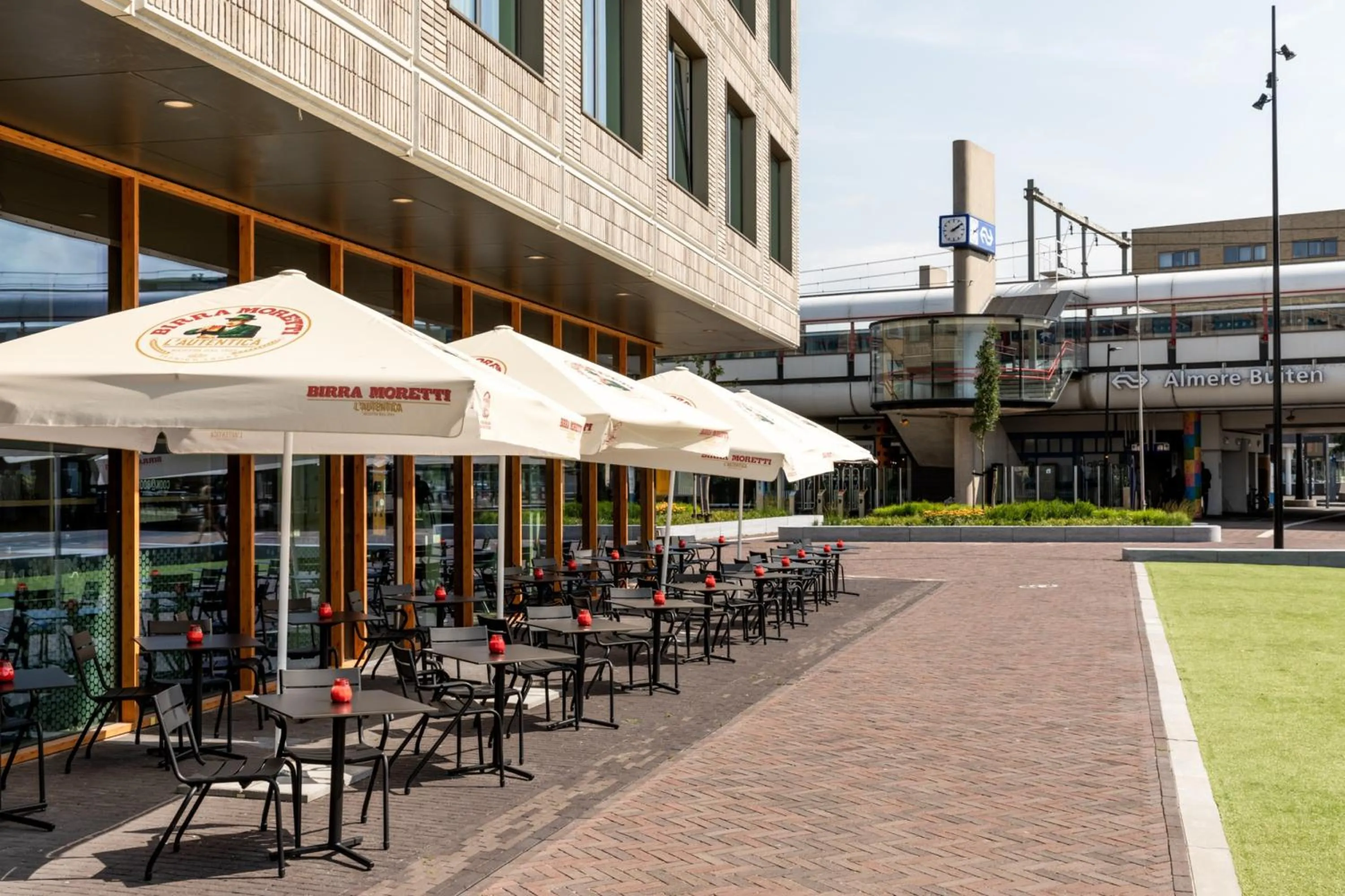 Restaurant/places to eat in Holiday Inn Express - Almere by IHG