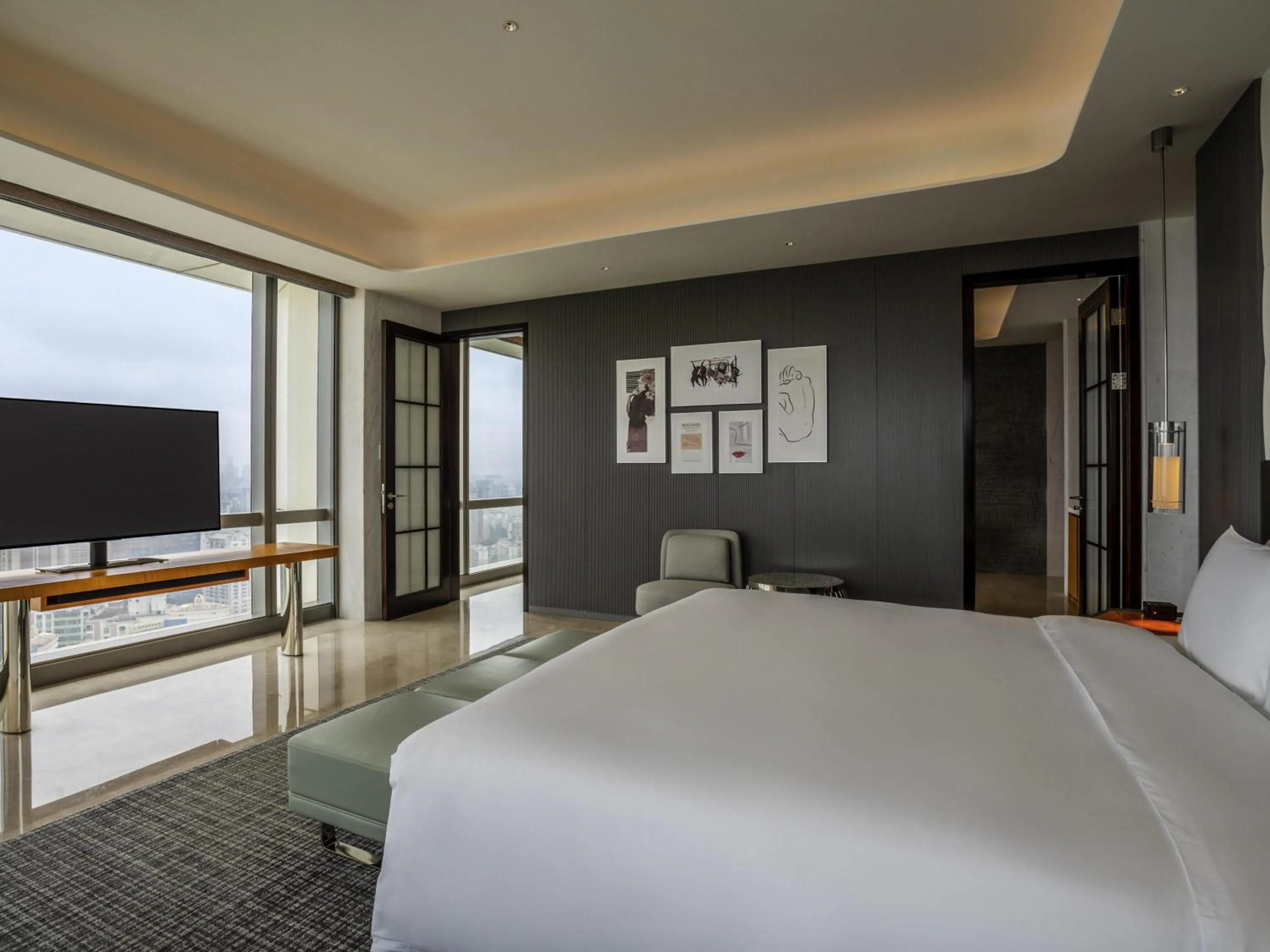 Bedroom, Bed in Sofitel Haikou