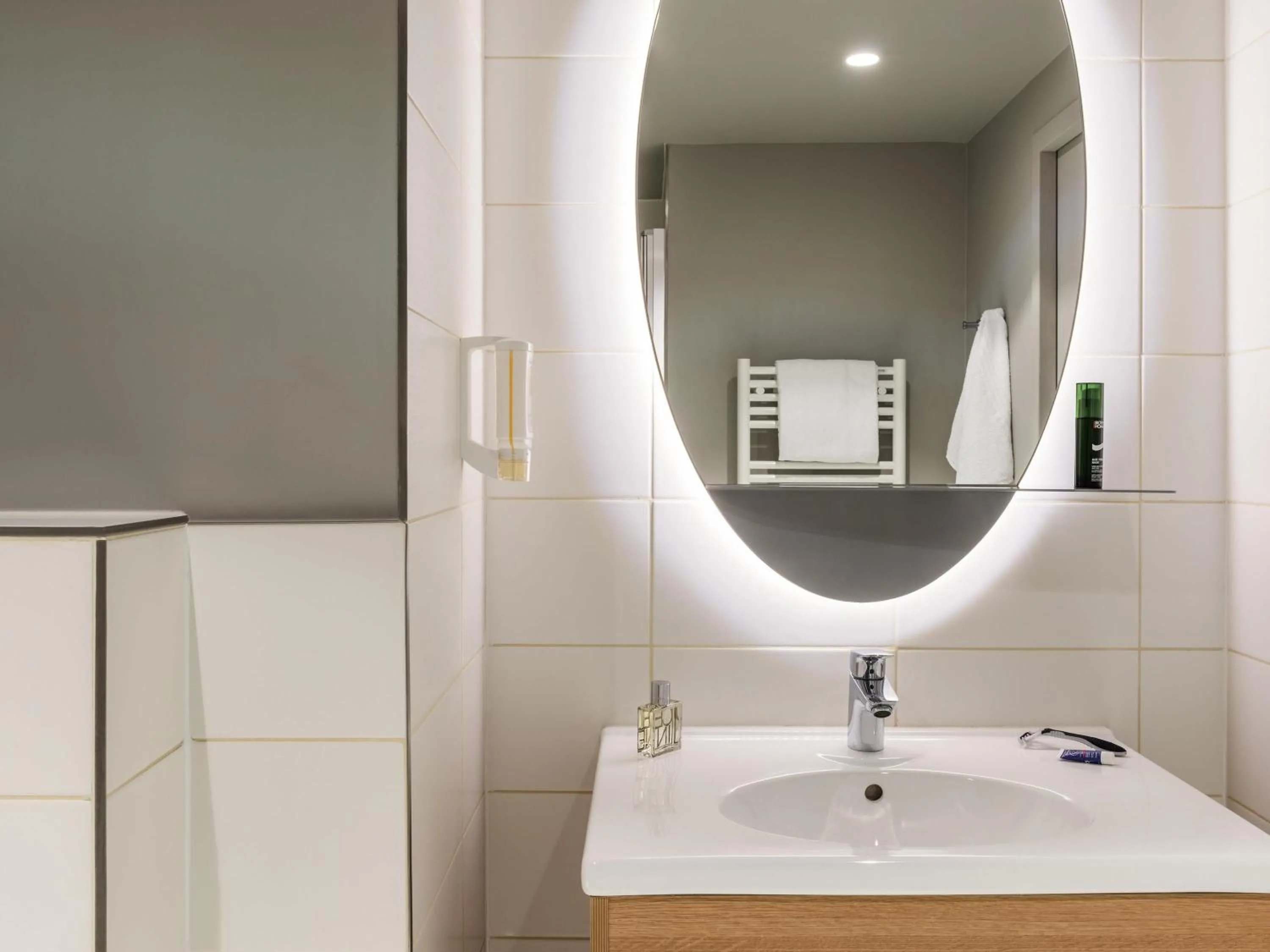 Bedroom in Adagio Access Stuttgart Airport Messe