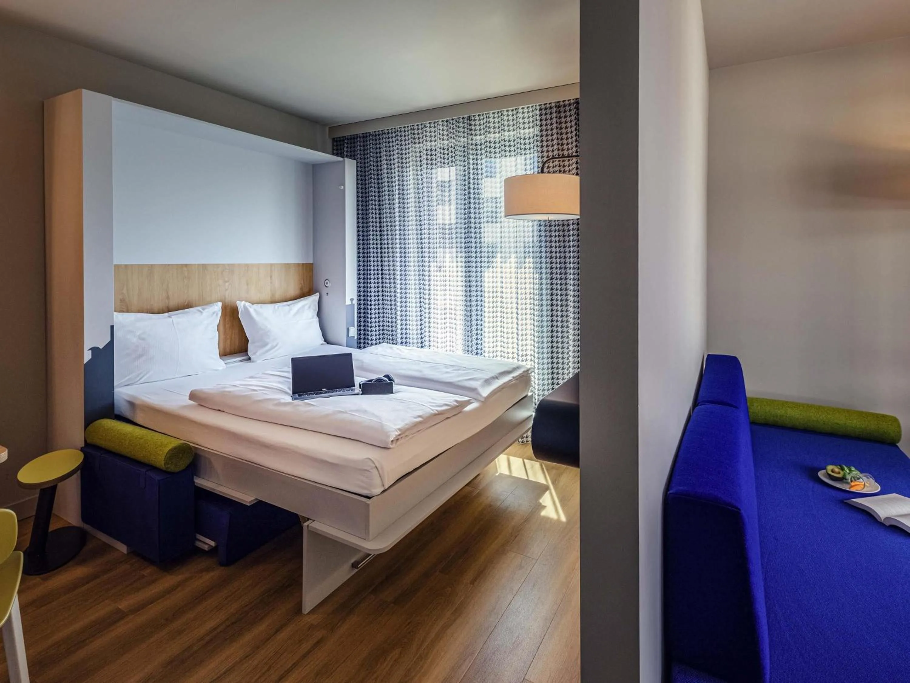 Bedroom, Bed in Adagio Access Stuttgart Airport Messe