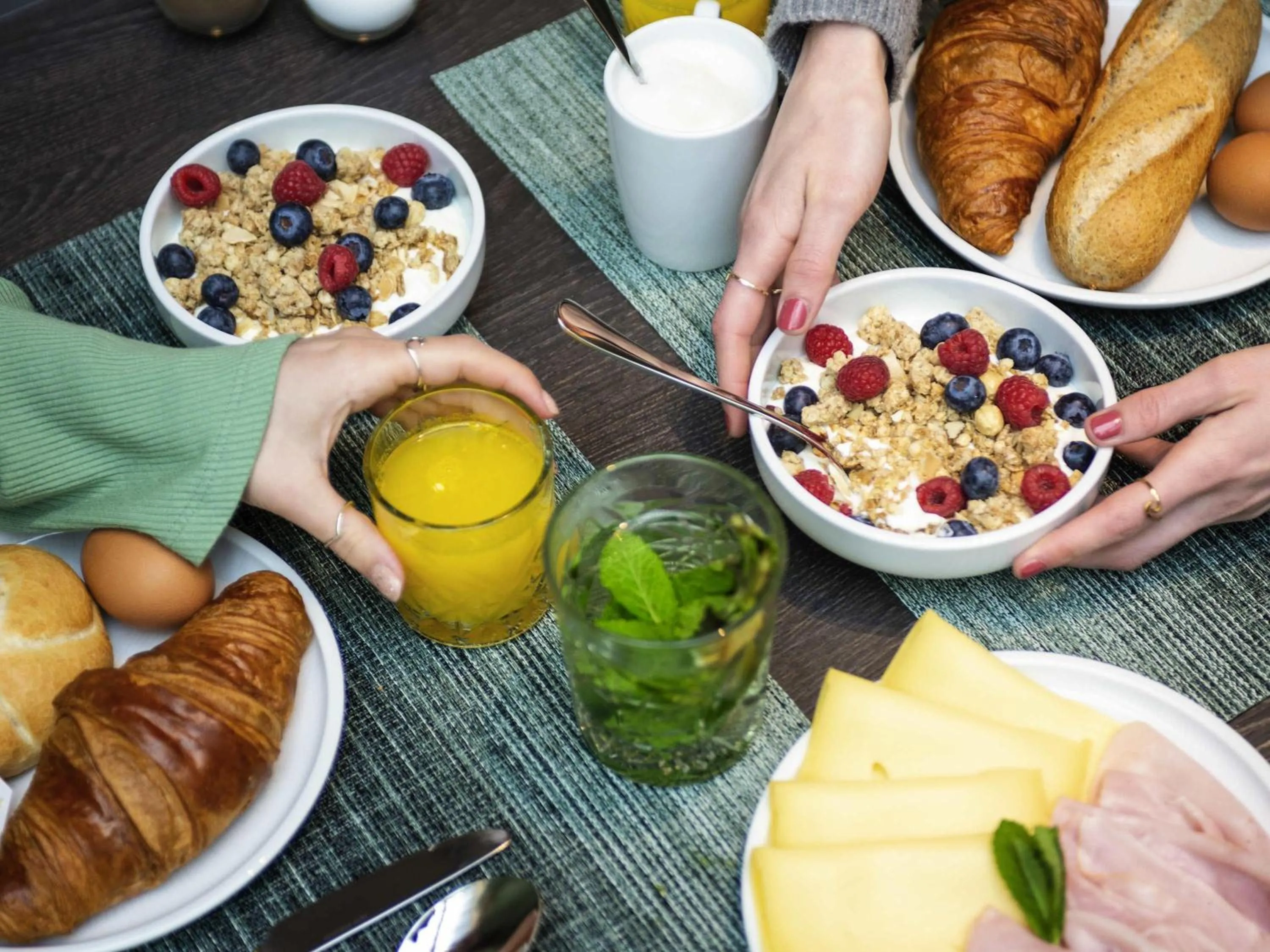 Breakfast in ibis Styles Delft City Centre