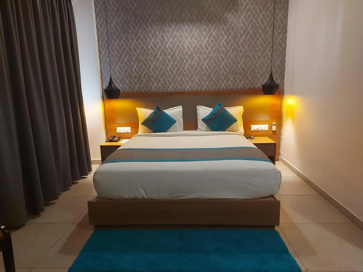 Parkwood Suites Kadubeesanahalli