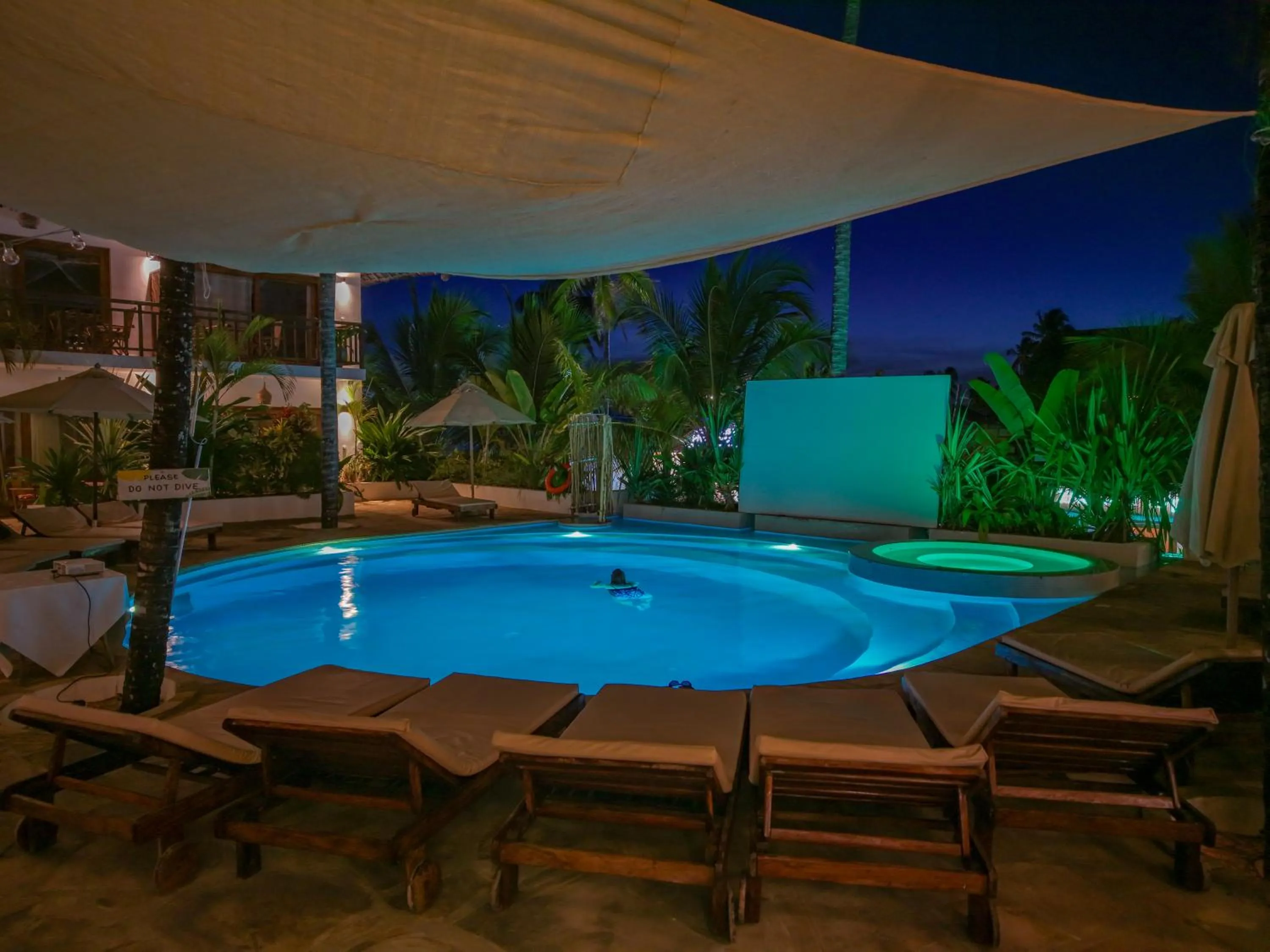 Pool view in Aluna Paje