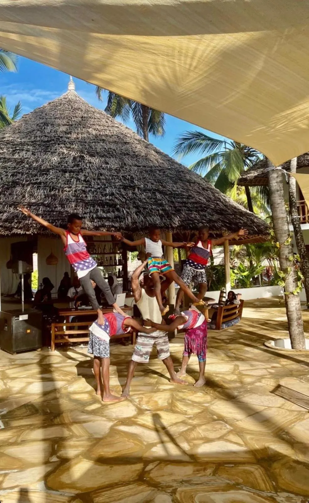 Entertainment in Aluna Paje