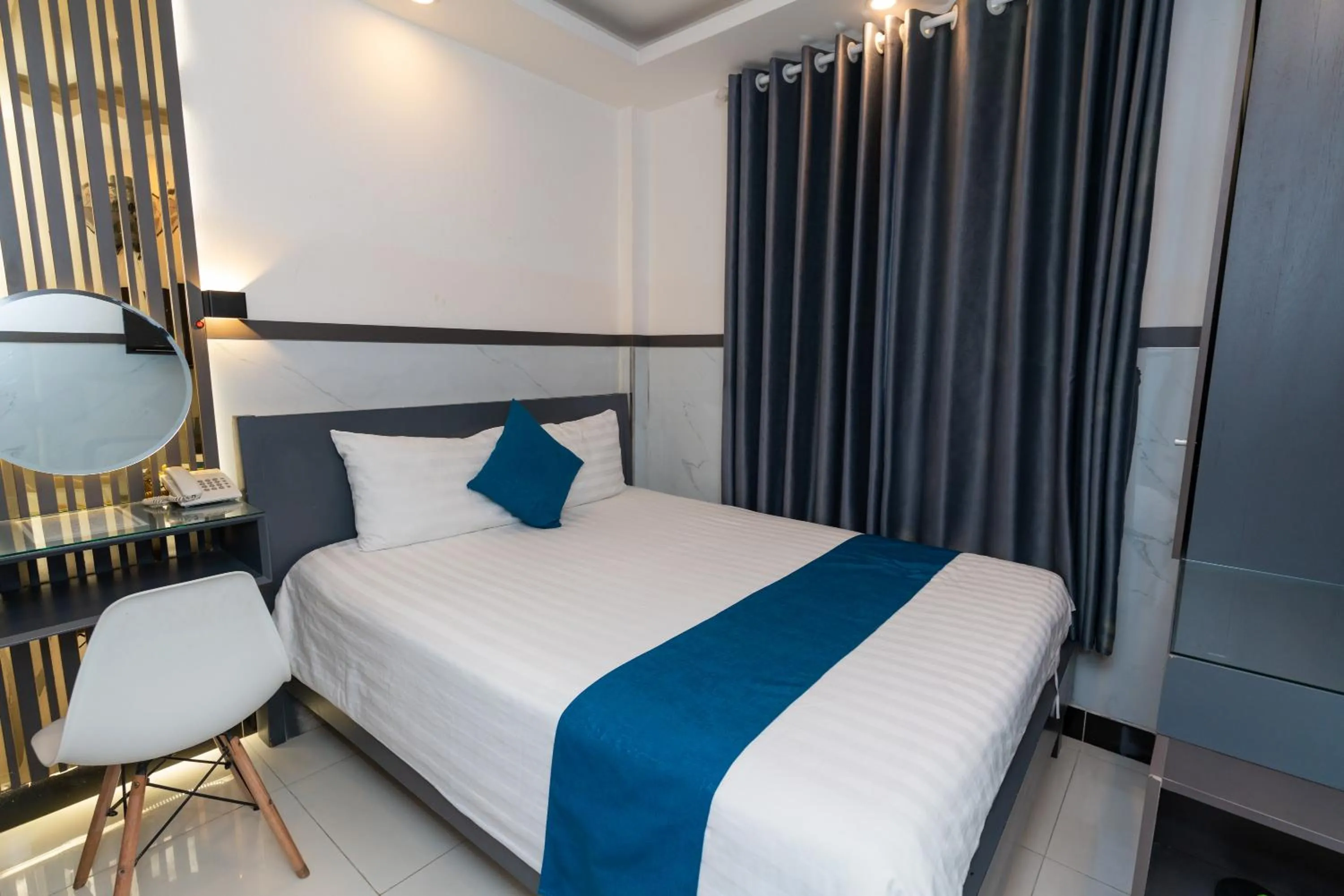 Bedroom, Bed in Prince Hotel