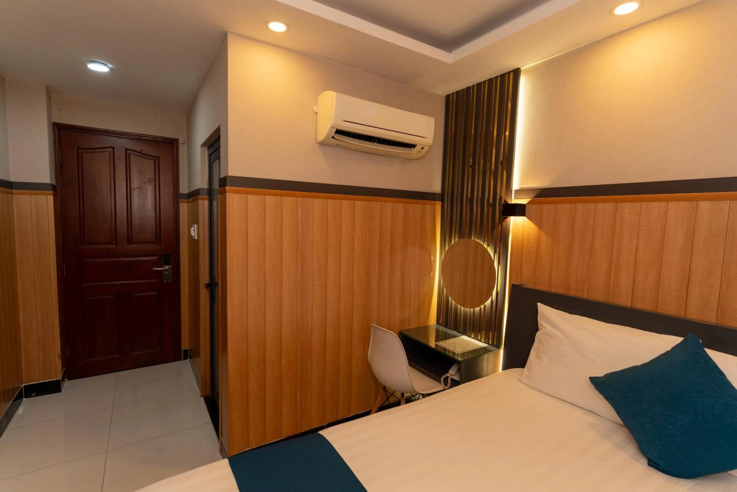 Bedroom, Bed in Prince Hotel