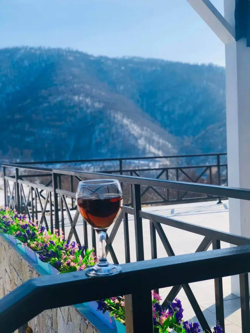 Triple Room with Mountain View in COTTAGE CHALET and TOURS Triple Room with Mountain View in COTTAGE CHALET and TOURS