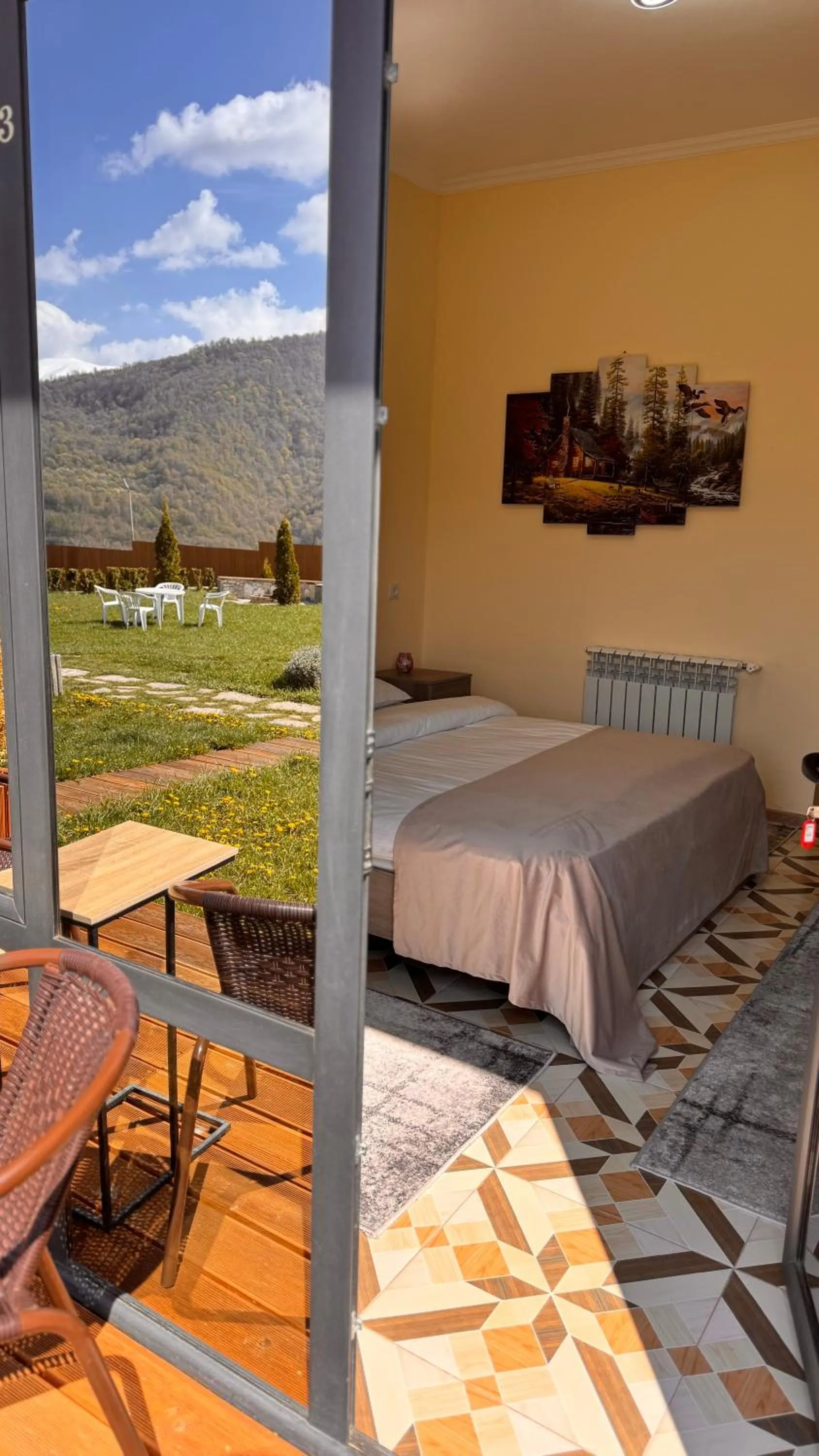 Bed in COTTAGE CHALET and TOURS