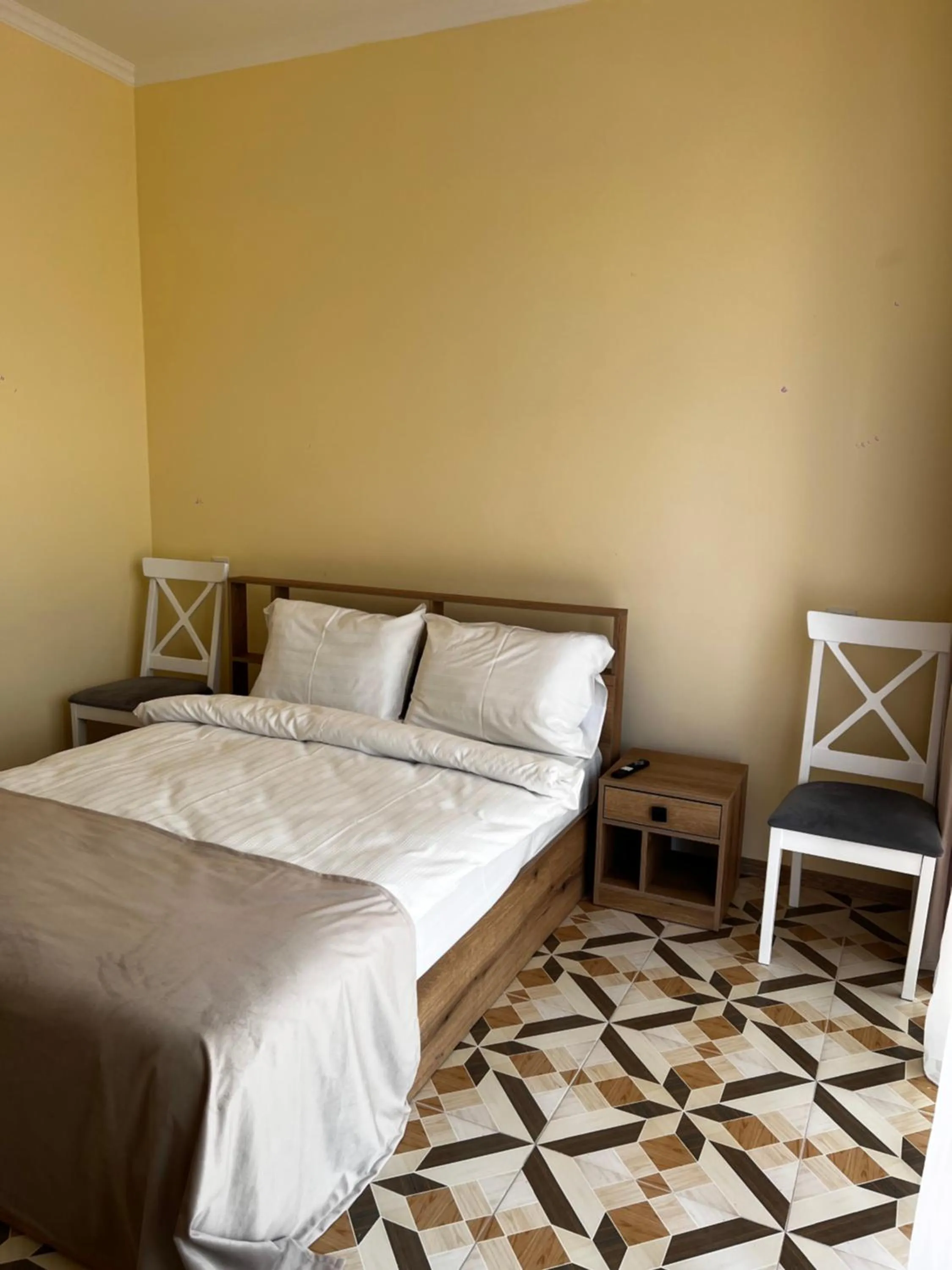 Bed in COTTAGE CHALET and TOURS