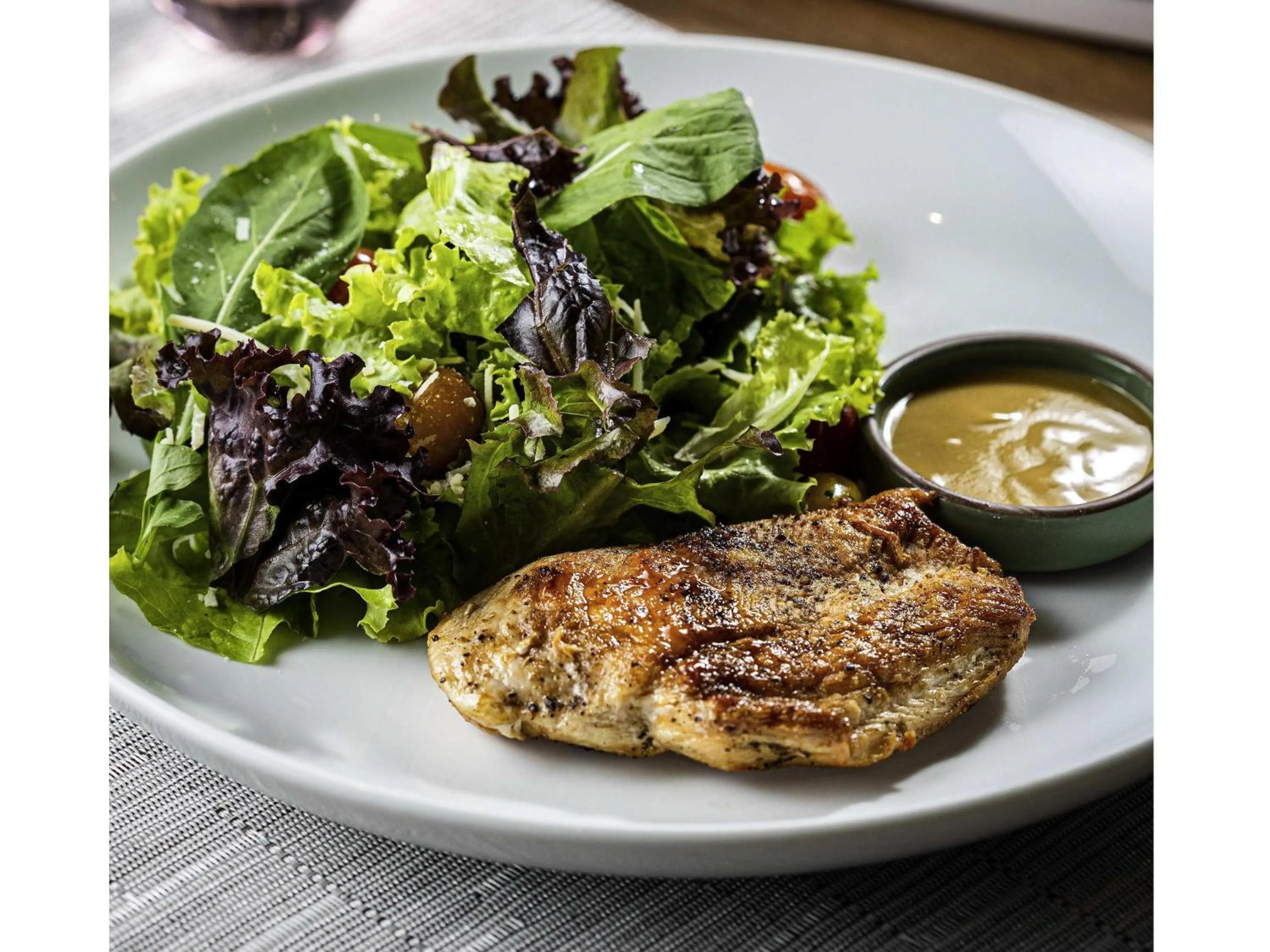 Restaurant/places to eat in Novotel BH Savassi