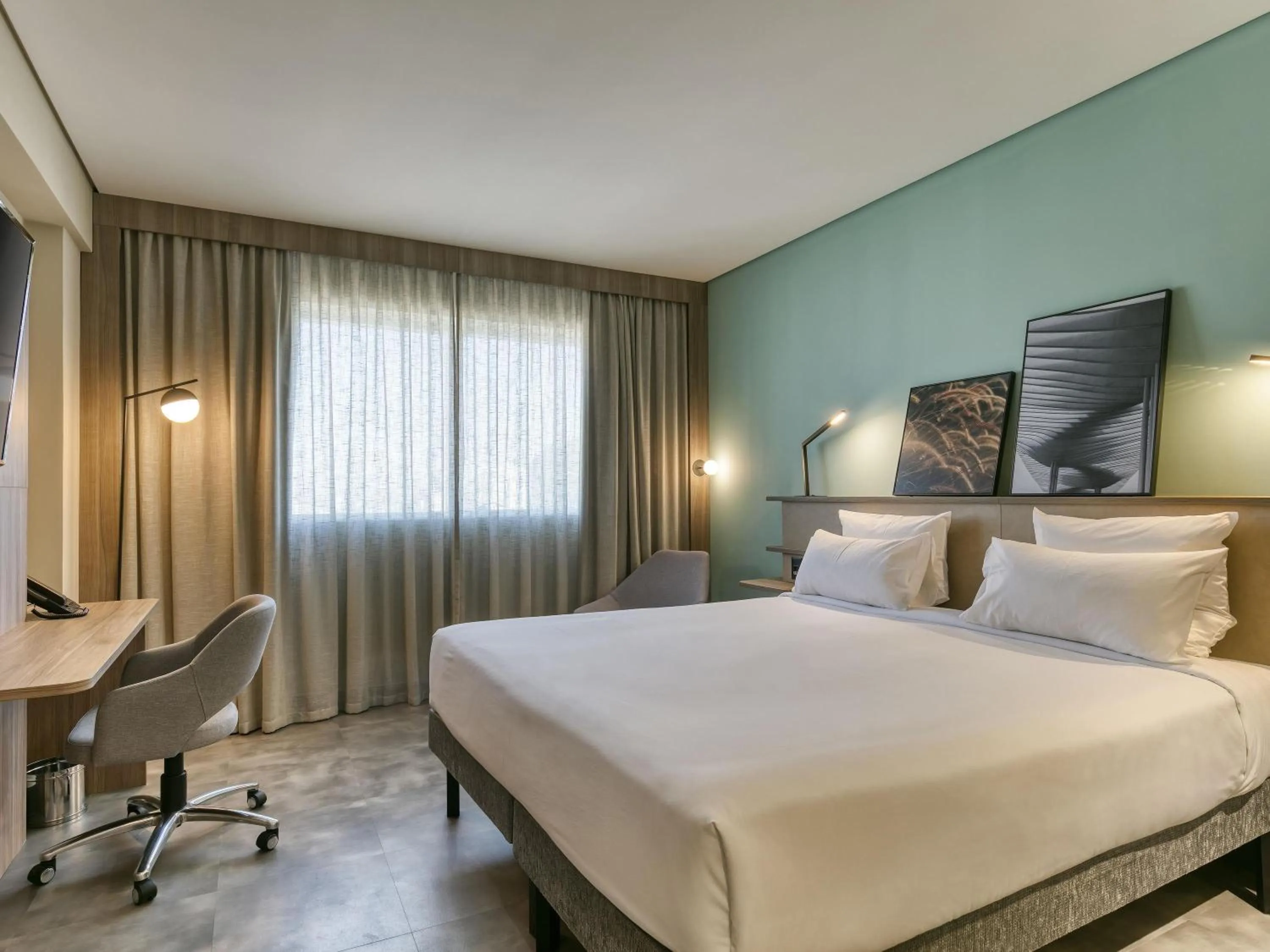 Bedroom, Bed in Novotel BH Savassi