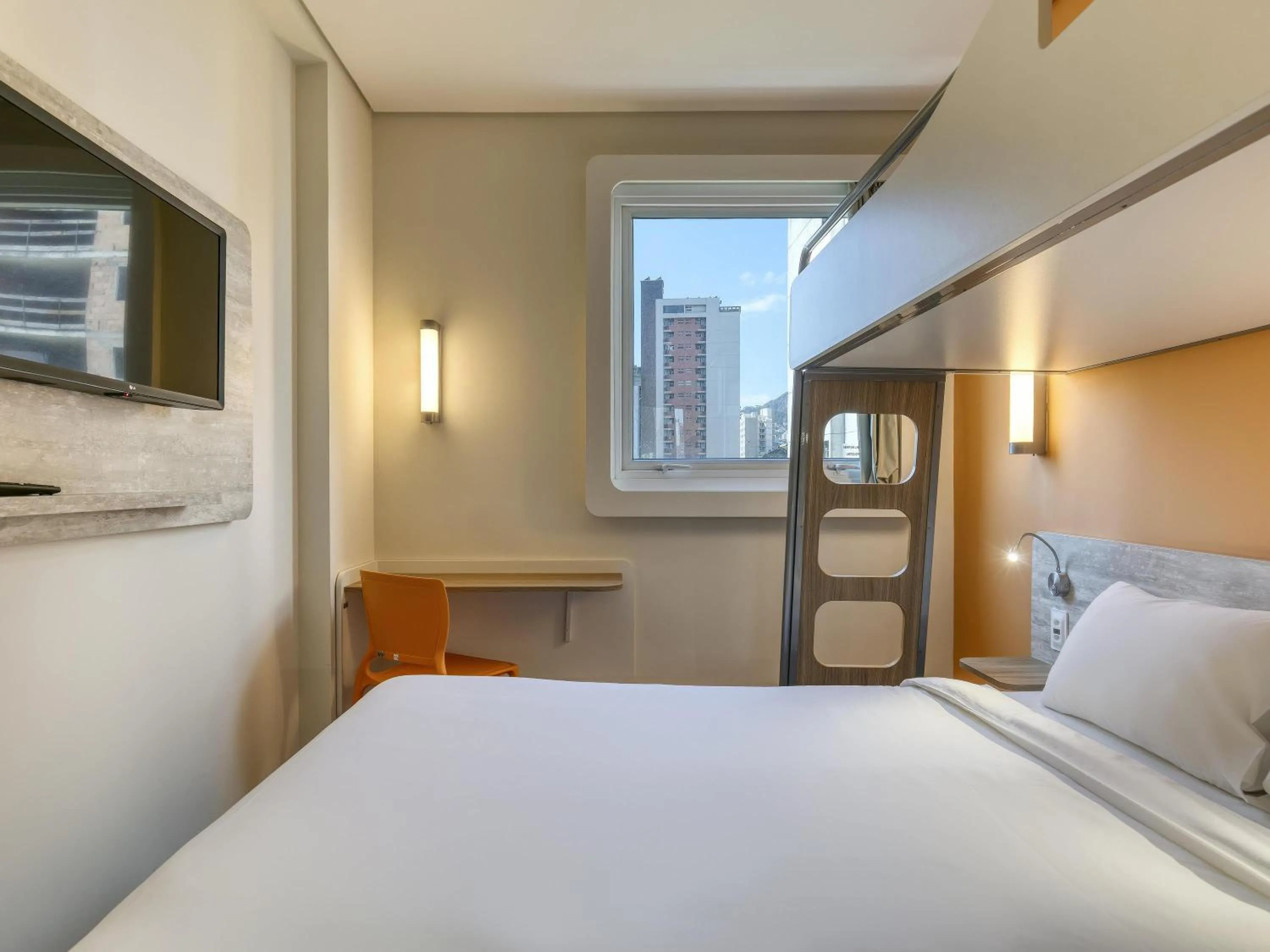 Property building, Bed in ibis budget BH Savassi