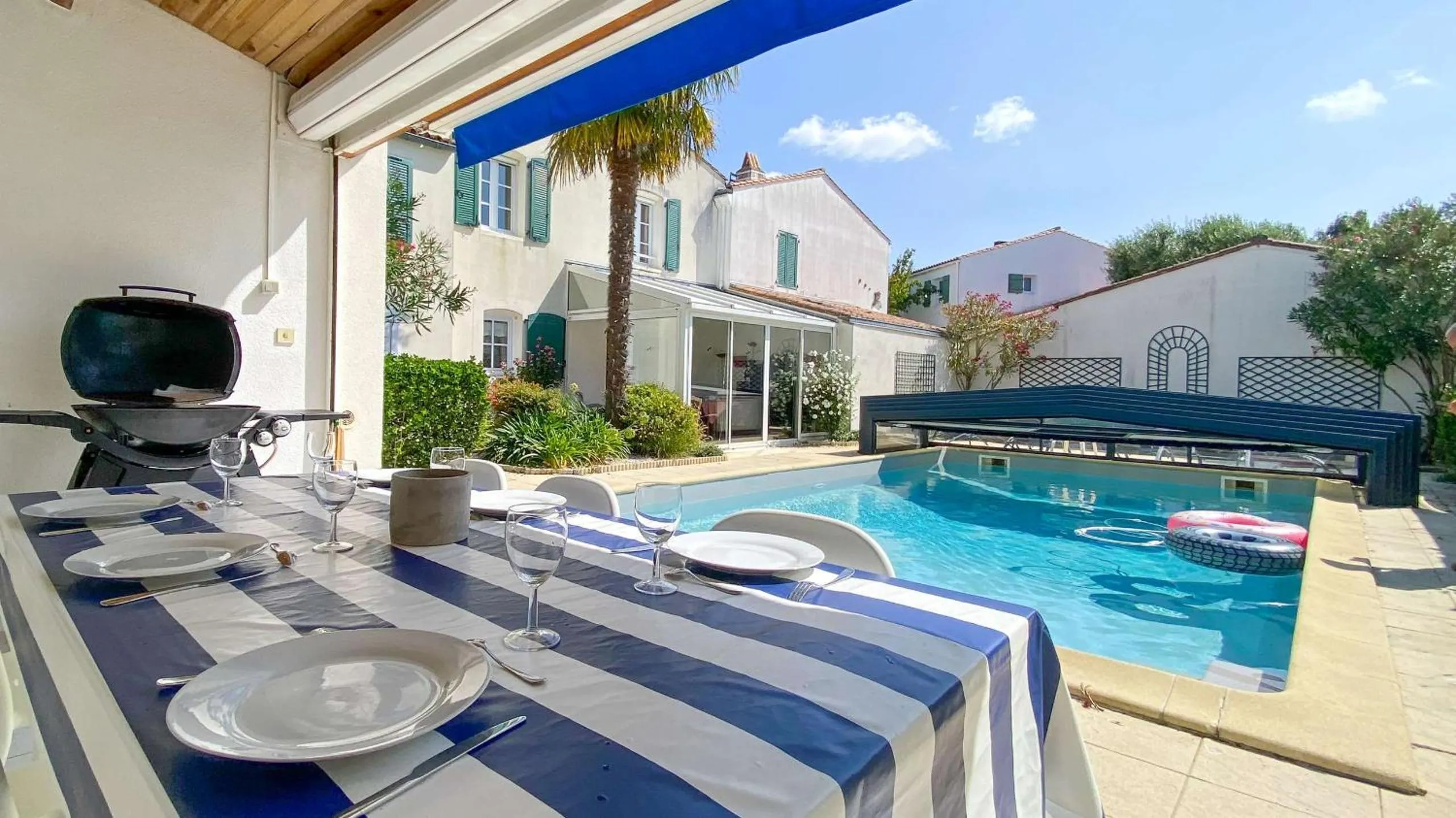 Au calme, villa avec piscine