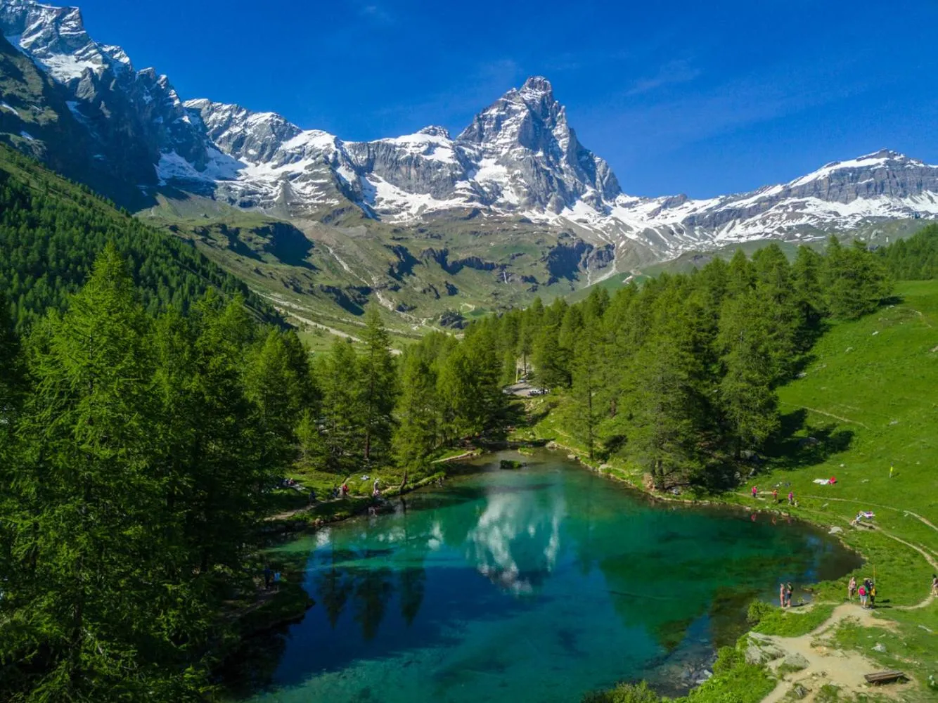 Natural landscape in Francois Boutique Rooms - Matterhorn Retreat & SPA in Cervinia