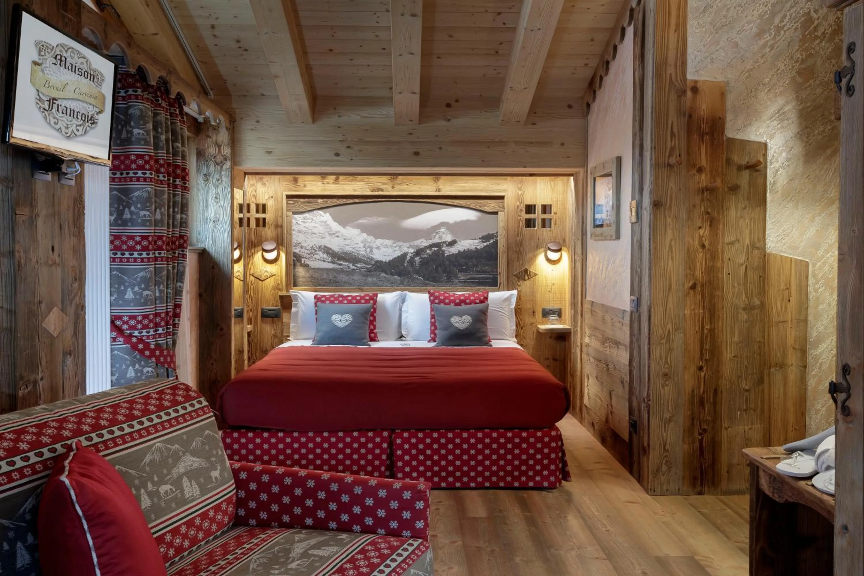Bedroom, Bed in Francois Boutique Rooms - Matterhorn Retreat & SPA in Cervinia
