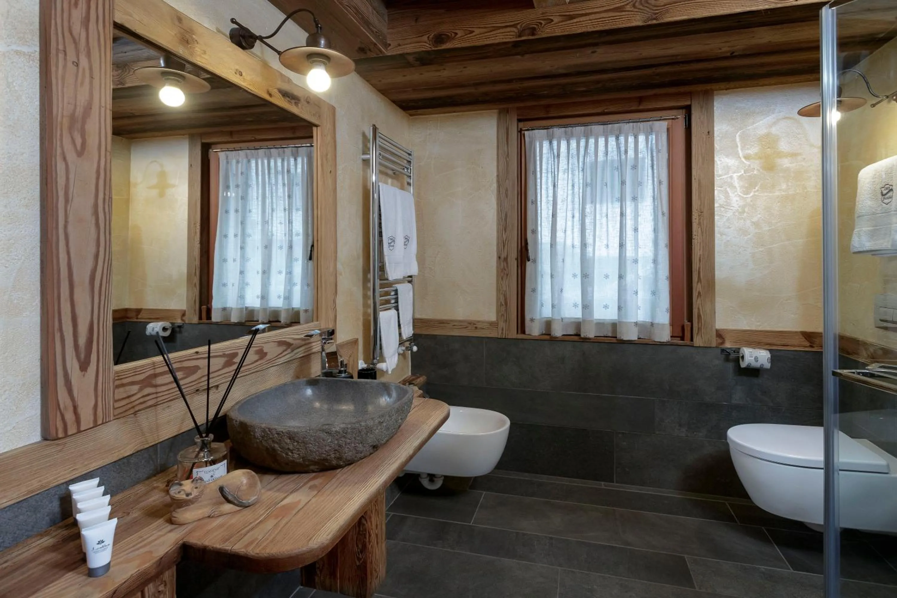 Bathroom in Francois Boutique Rooms - Matterhorn Retreat & SPA in Cervinia