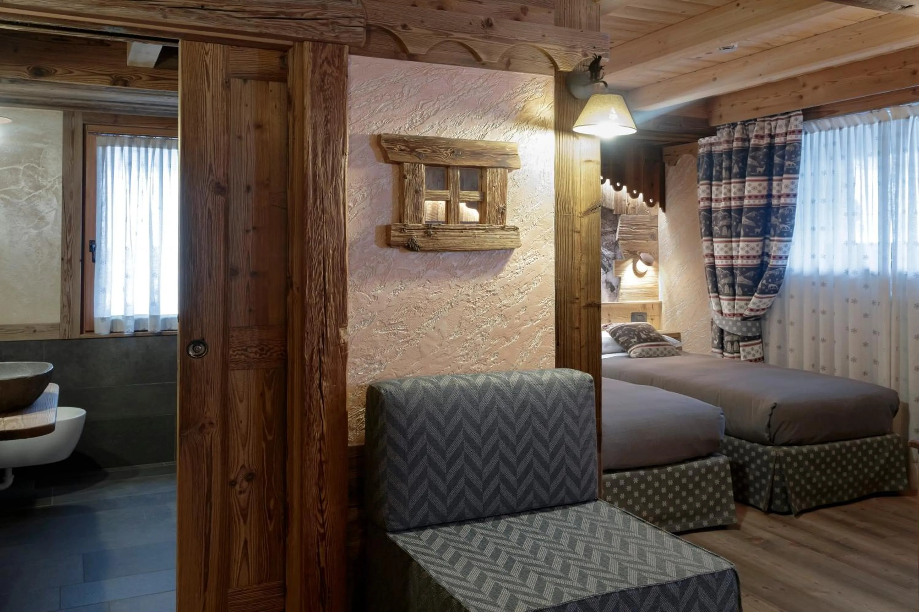 Bedroom, Bed in Francois Boutique Rooms - Matterhorn Retreat & SPA in Cervinia