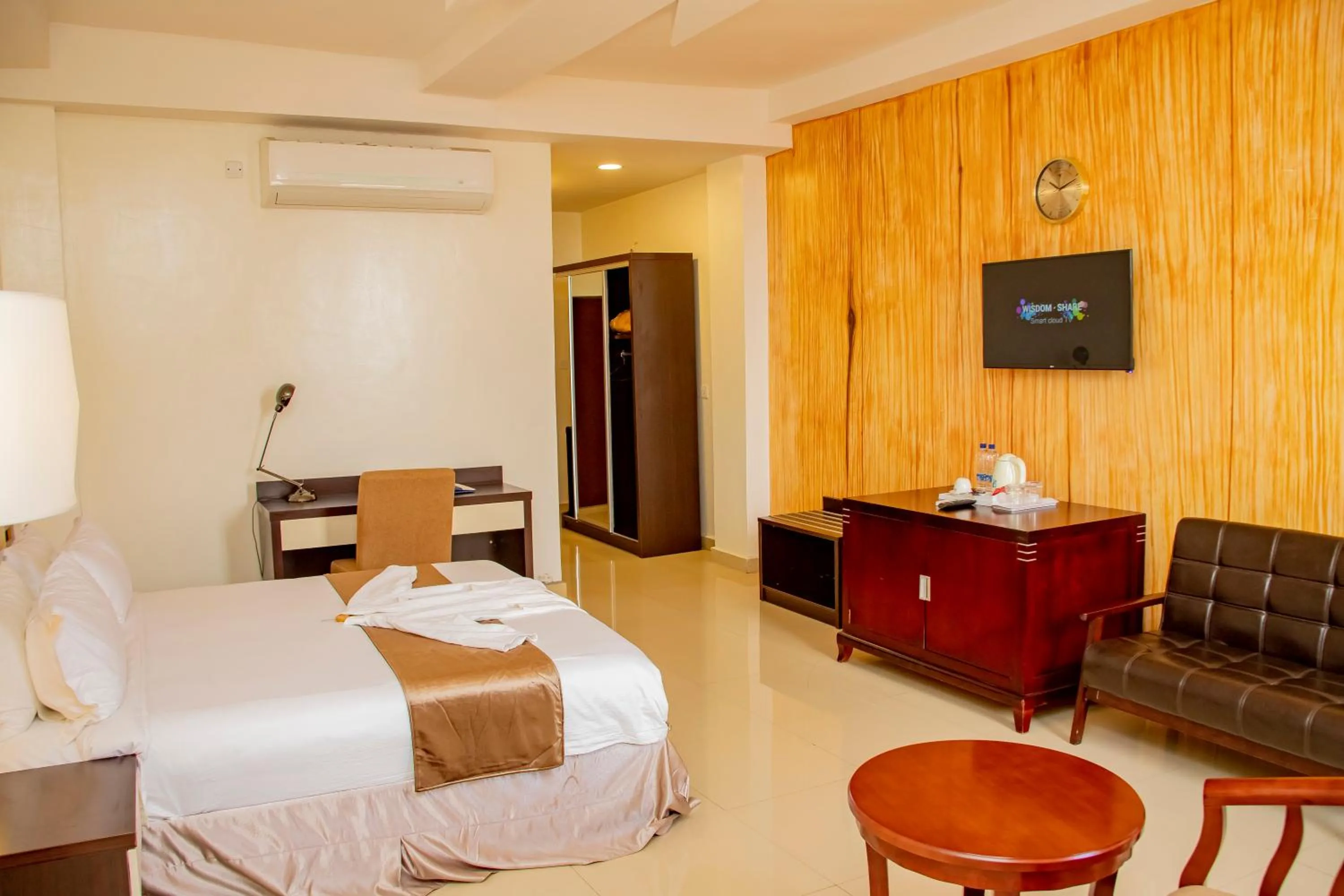HOTEL AFRICANA LSK