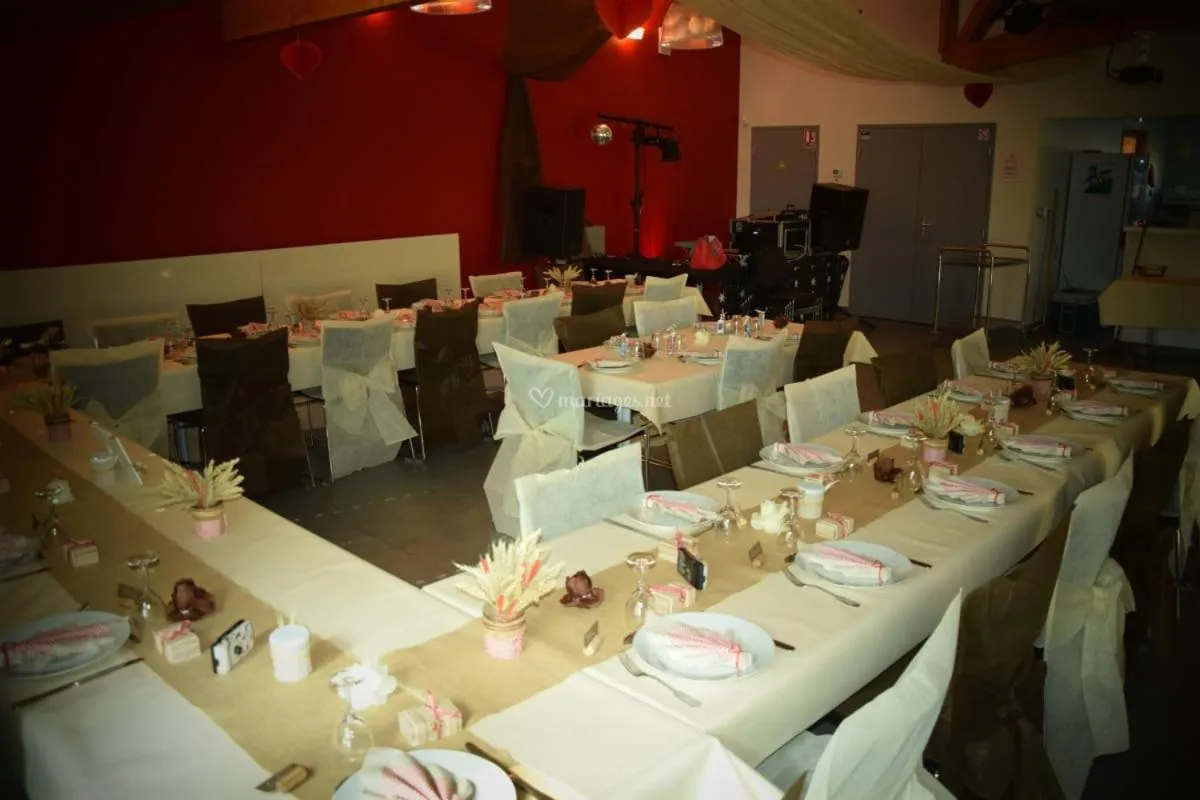 Dining area in Les Chalets du Haut-Forez