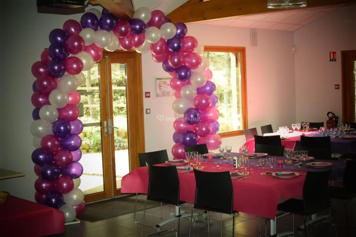 Dining area in Les Chalets du Haut-Forez