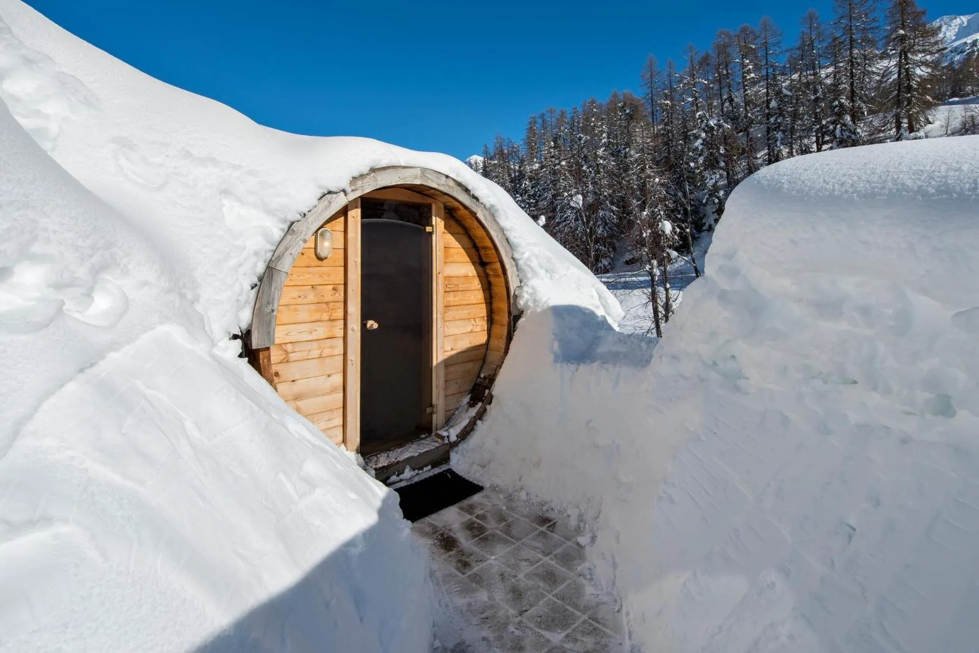 Winter in Hotel Schweizerhof Sils Maria, a Faern Collection Hotel