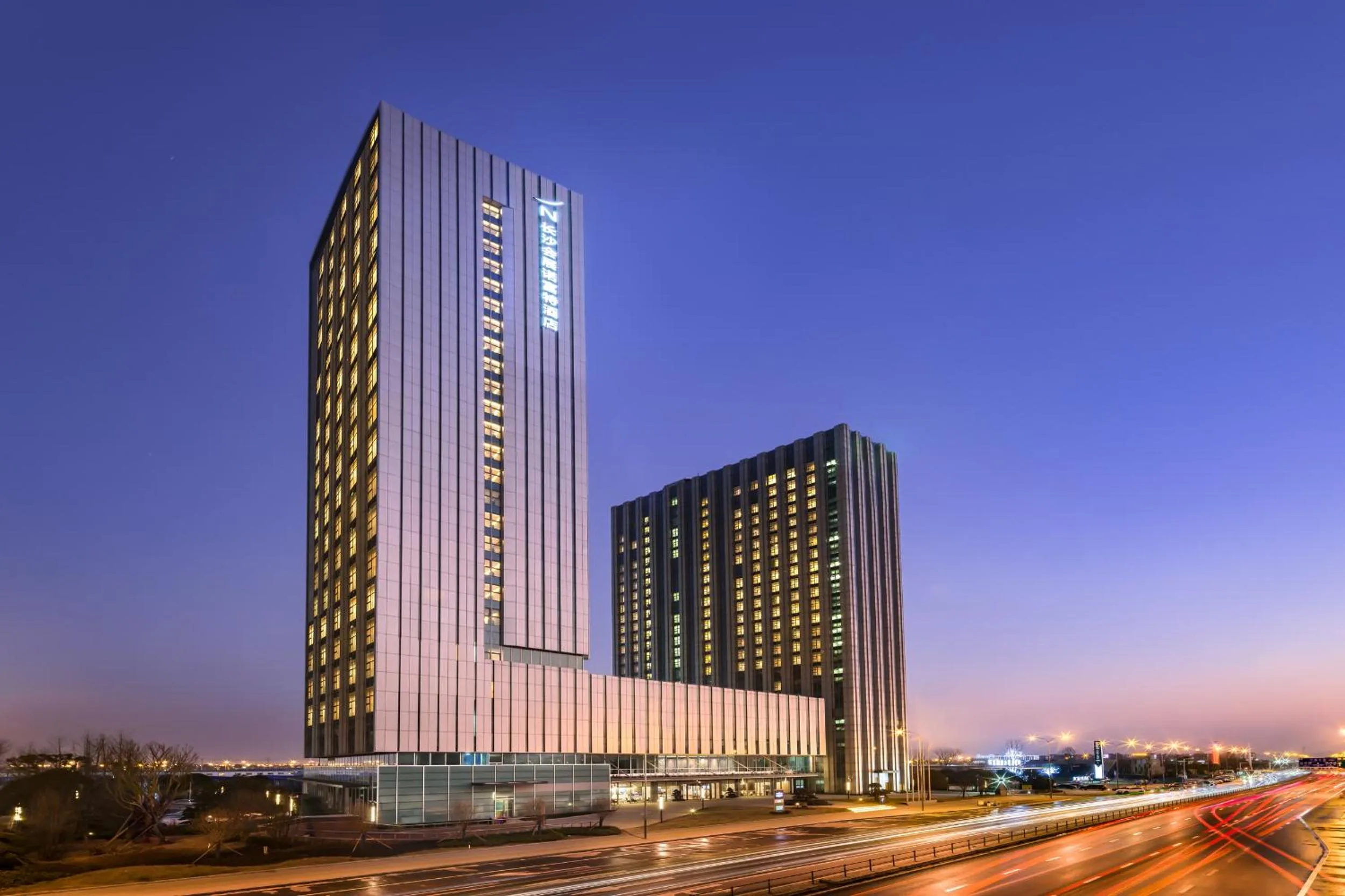 Property building in Novotel Changsha International Exhibition Center