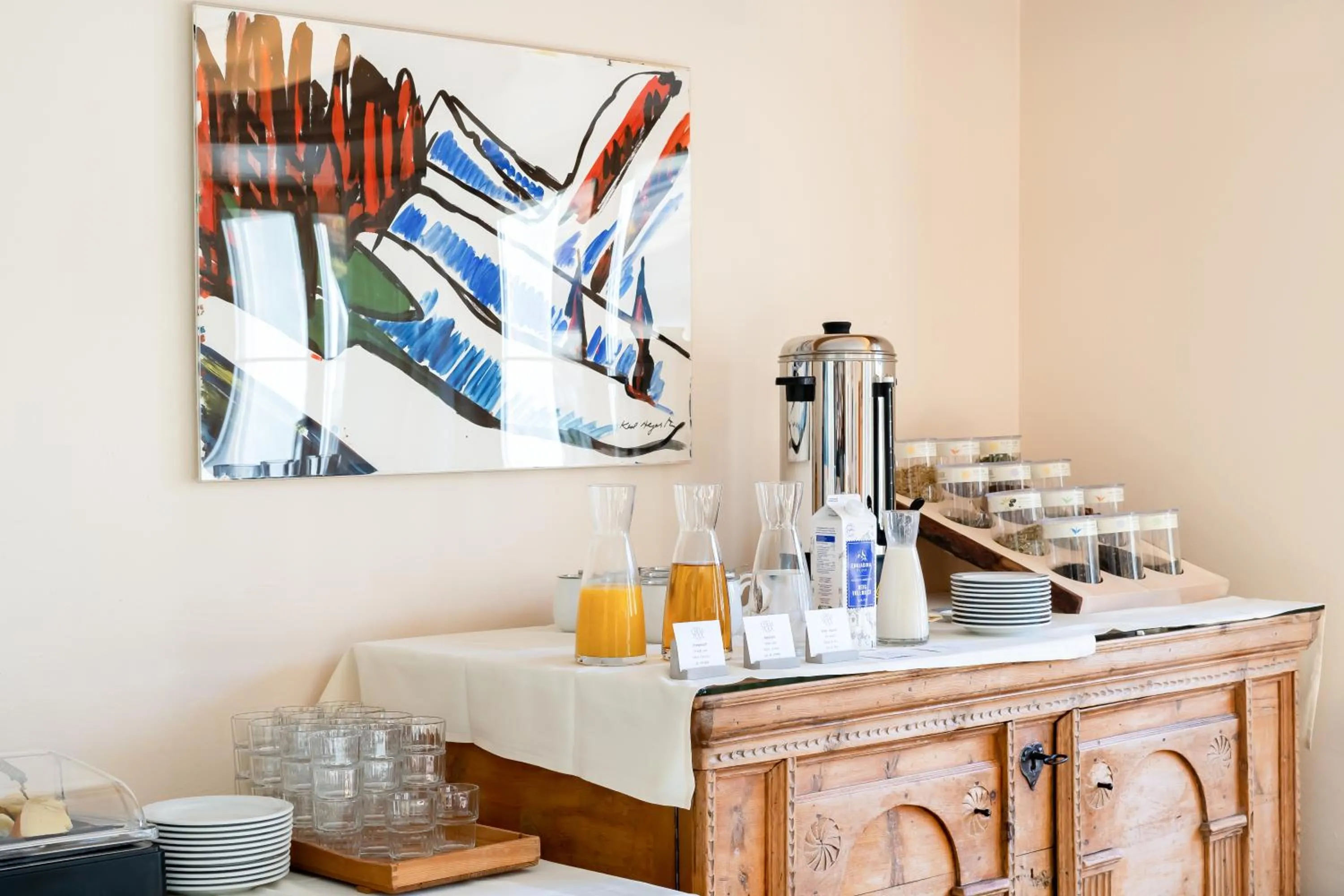 Breakfast in Hotel Chesa Pool