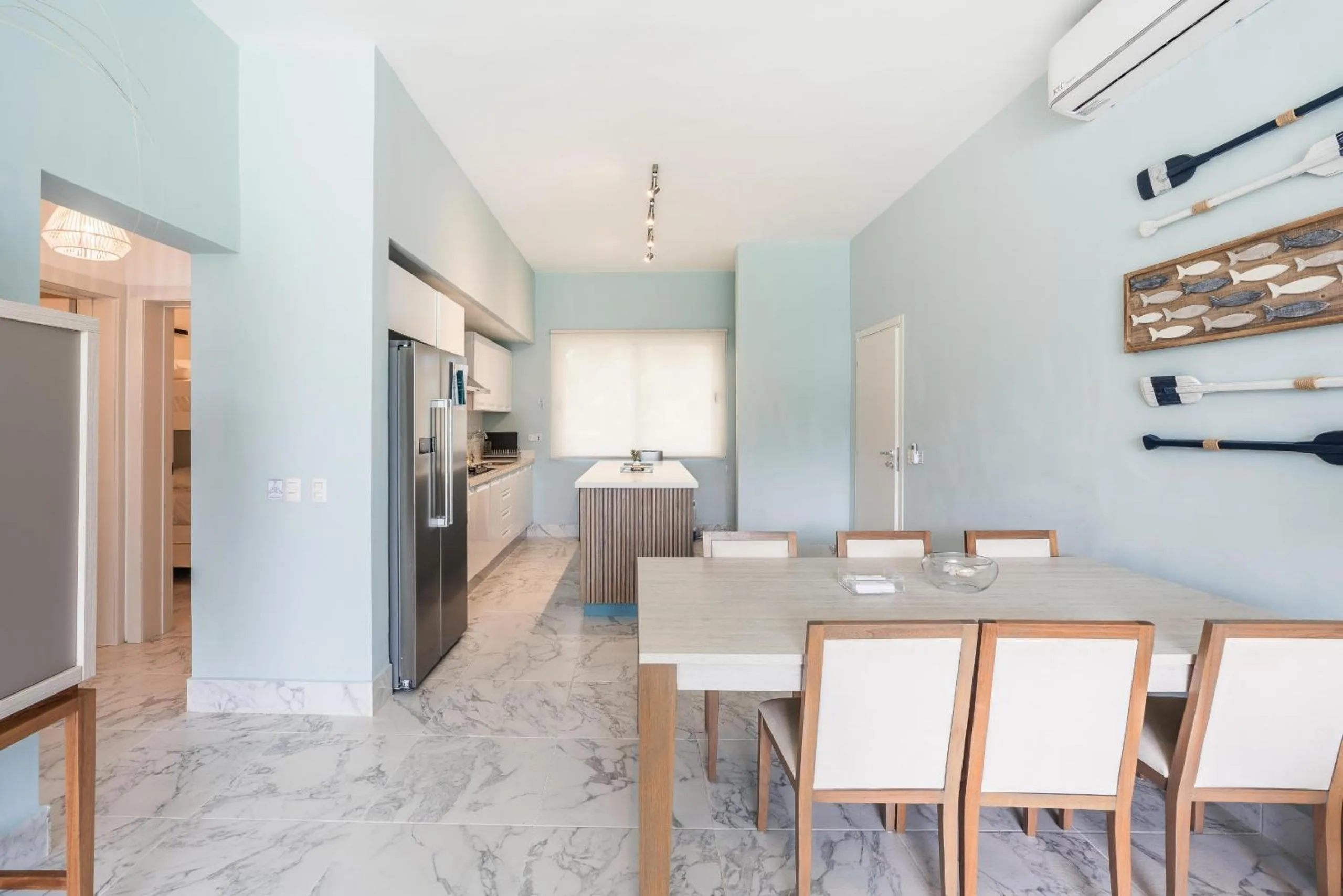 Playa Bonita Amazing Condo at Lake View