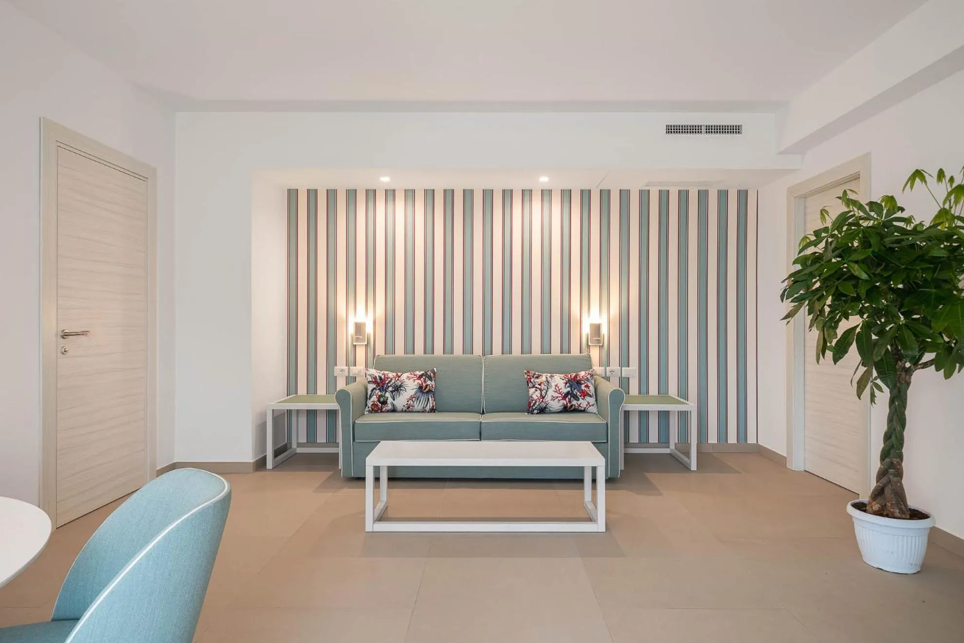 Living room in Seaside Hotel